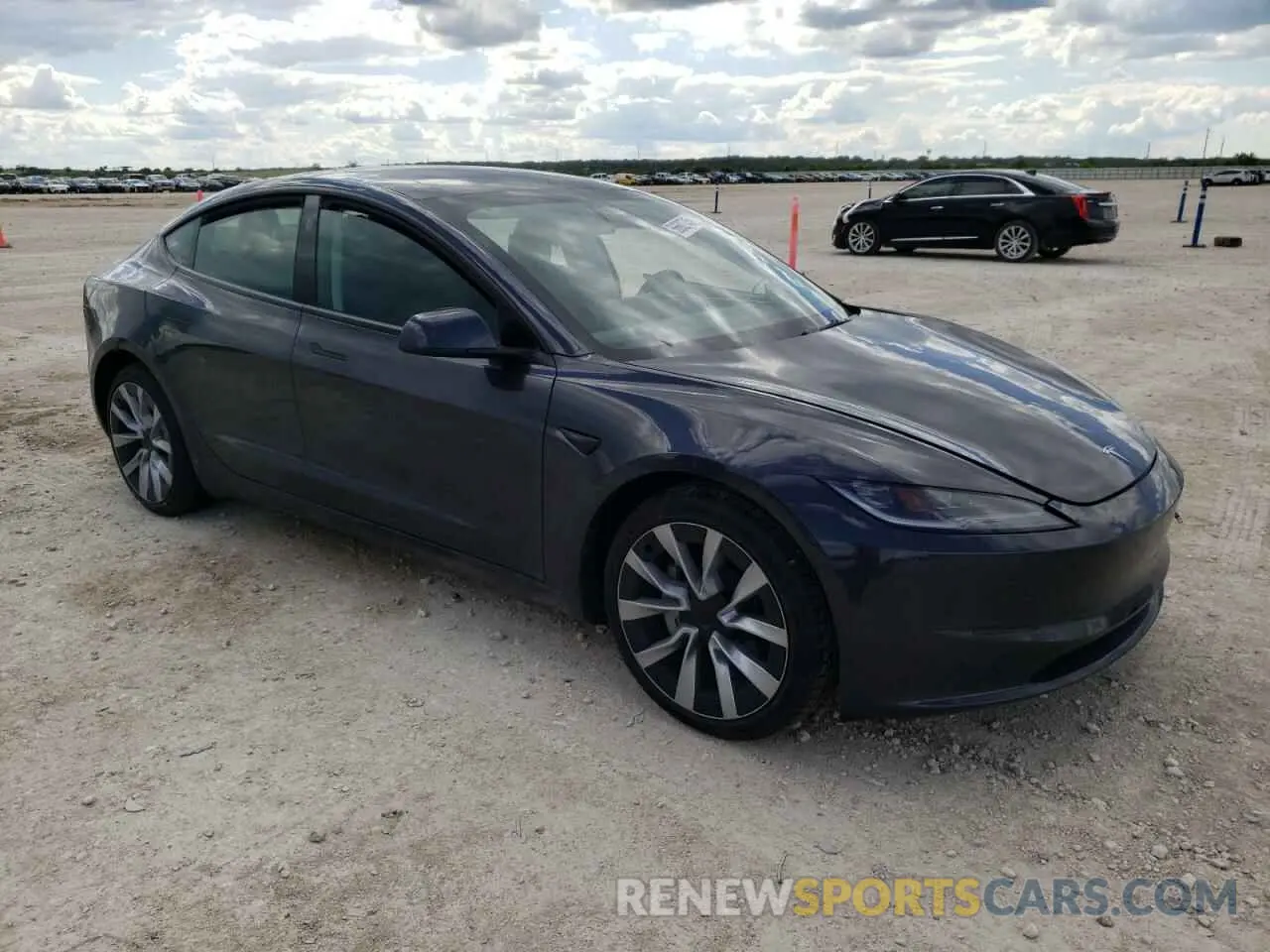4 Photograph of a damaged car 5YJ3E1EA2SF995505 TESLA MODEL 3 2025