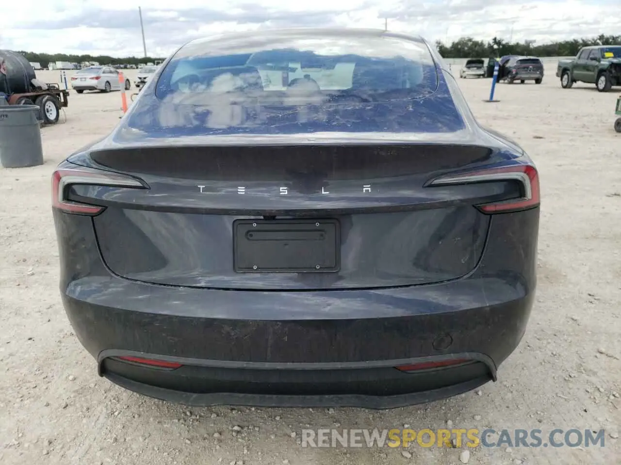6 Photograph of a damaged car 5YJ3E1EA2SF995505 TESLA MODEL 3 2025