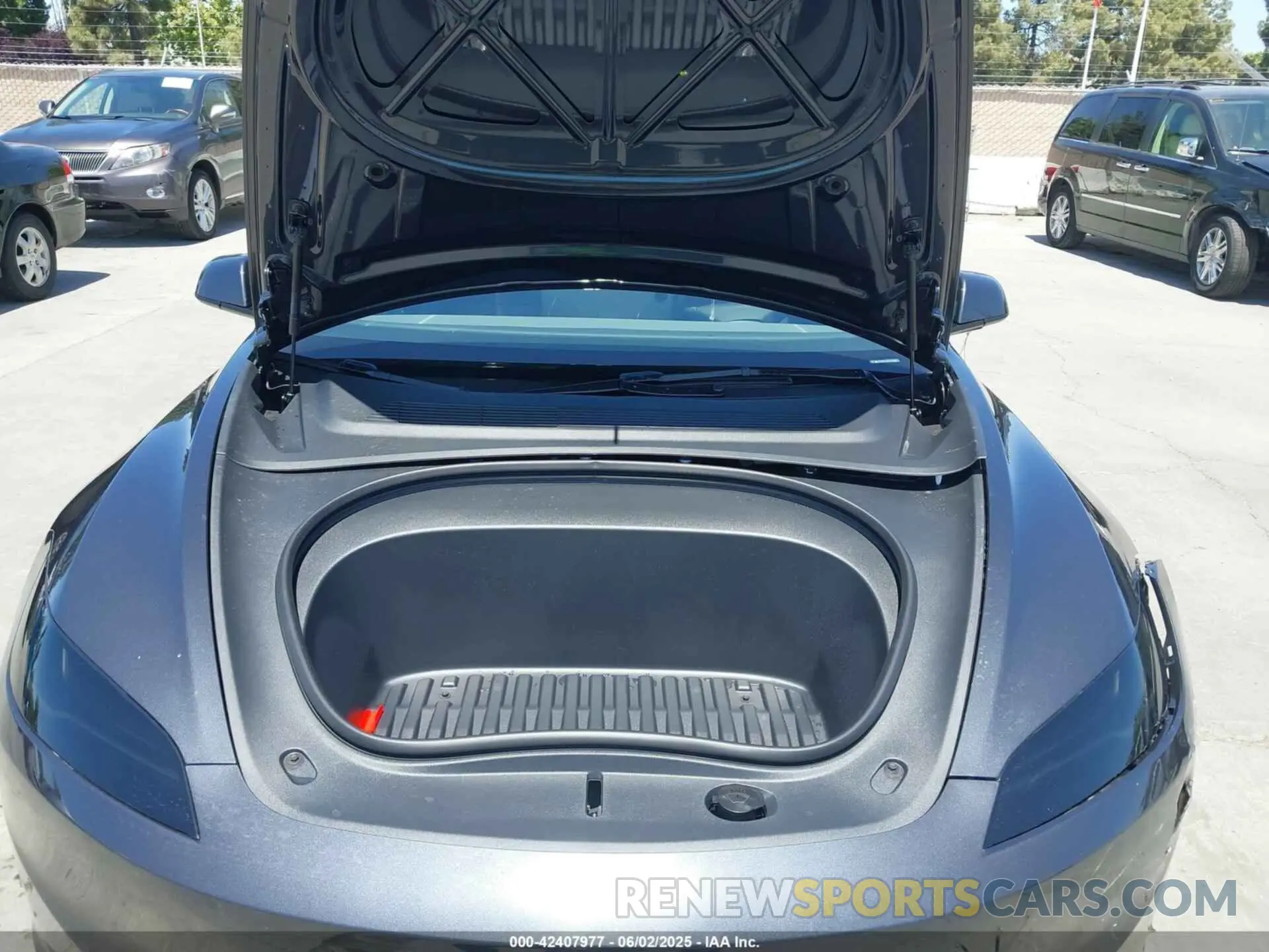 10 Photograph of a damaged car 5YJ3E1EA3SF020964 TESLA MODEL 3 2025