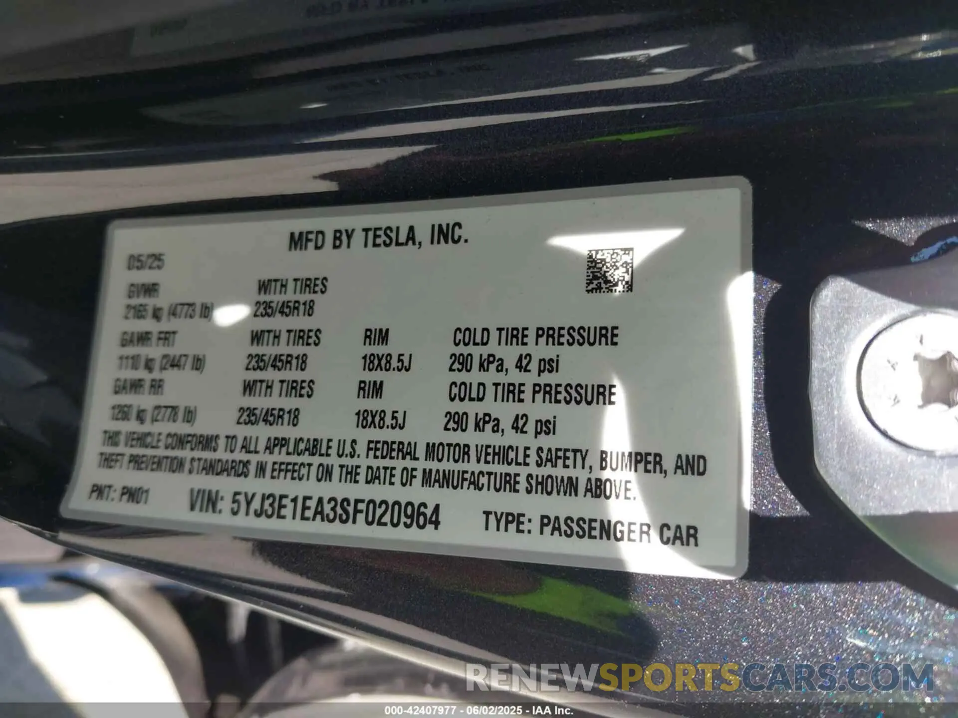 9 Photograph of a damaged car 5YJ3E1EA3SF020964 TESLA MODEL 3 2025