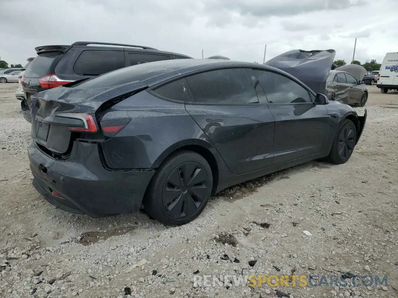 3 Photograph of a damaged car 5YJ3E1EA3SF905892 TESLA MODEL 3 2025