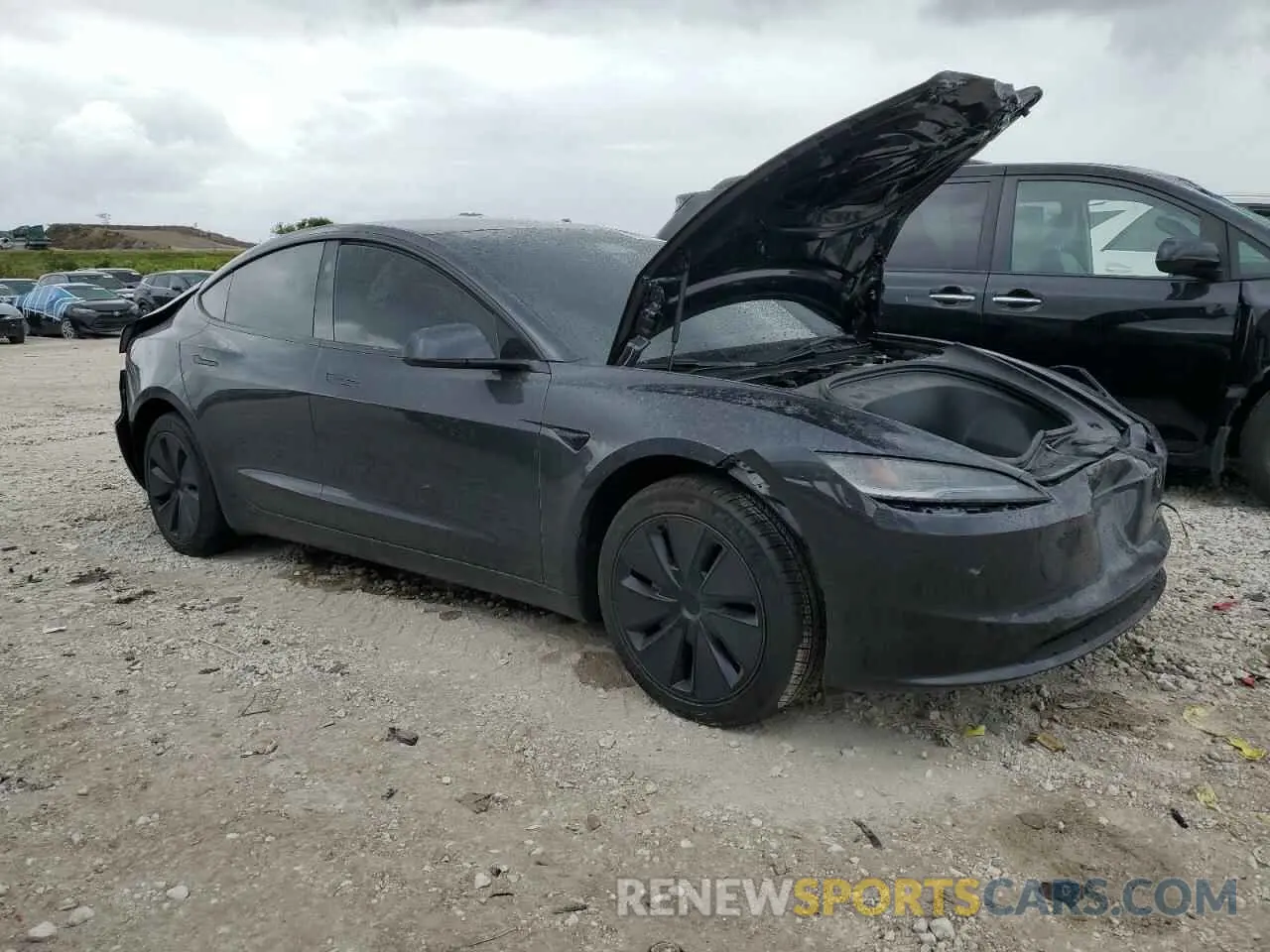 4 Photograph of a damaged car 5YJ3E1EA3SF905892 TESLA MODEL 3 2025