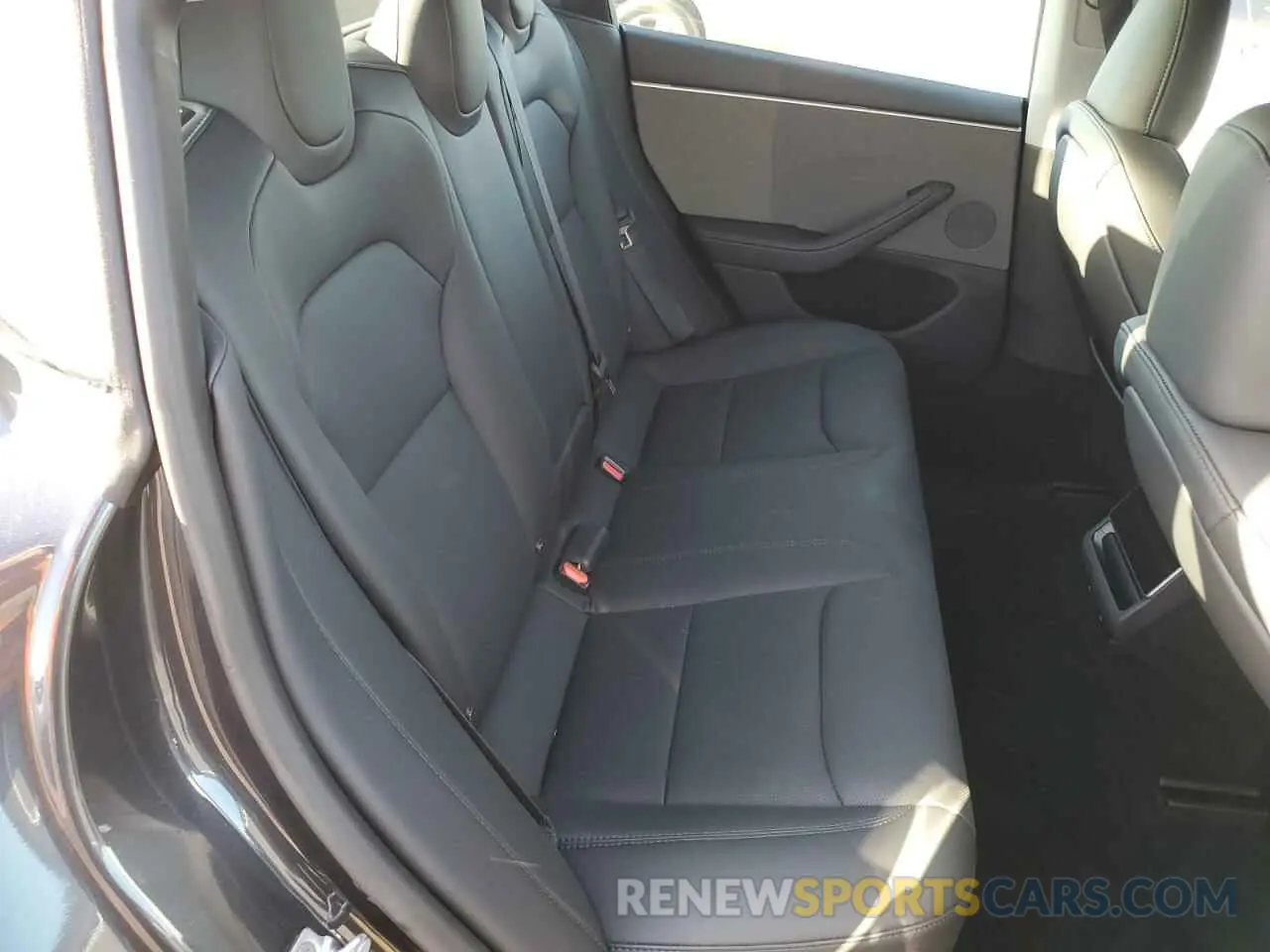 11 Photograph of a damaged car 5YJ3E1EA3SF919453 TESLA MODEL 3 2025