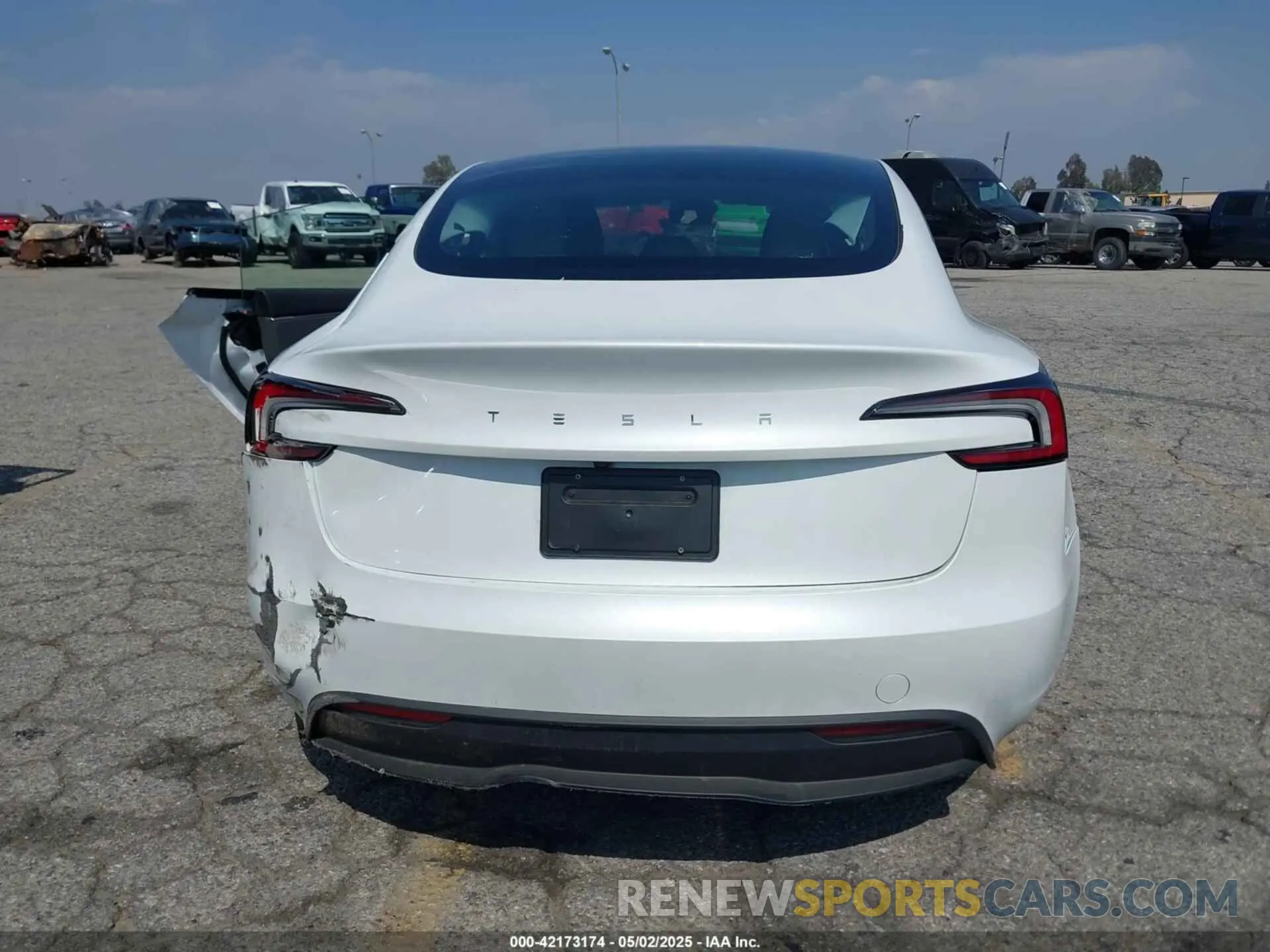 15 Photograph of a damaged car 5YJ3E1EA3SF929514 TESLA MODEL 3 2025