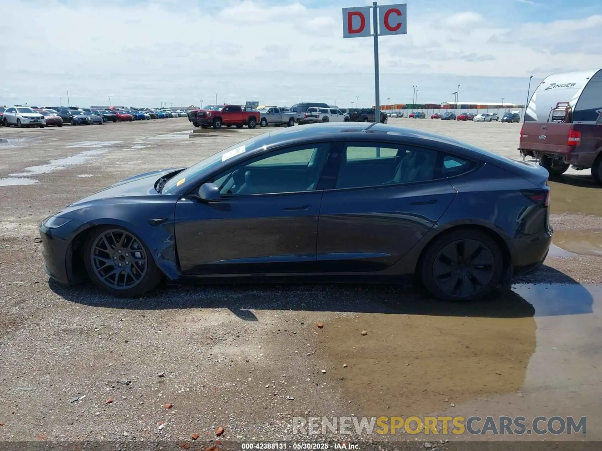 13 Photograph of a damaged car 5YJ3E1EA3SF951271 TESLA MODEL 3 2025