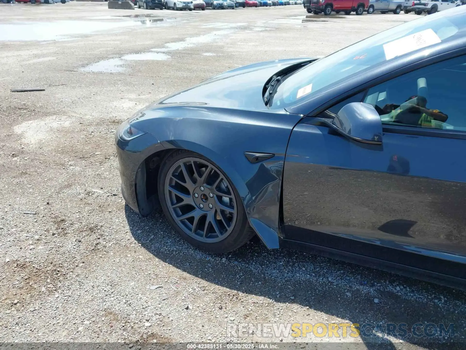 6 Photograph of a damaged car 5YJ3E1EA3SF951271 TESLA MODEL 3 2025
