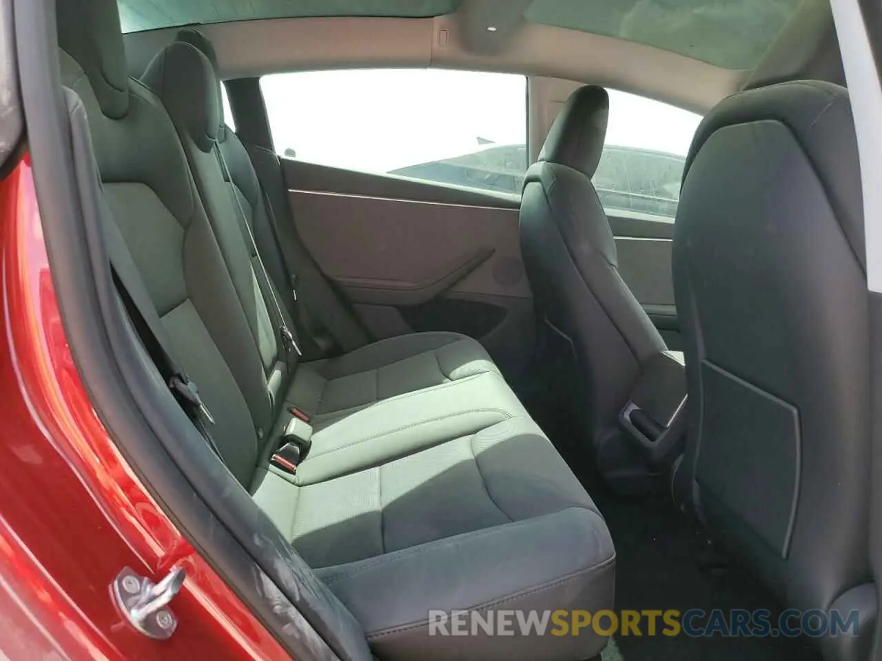 10 Photograph of a damaged car 5YJ3E1EA3SF954090 TESLA MODEL 3 2025