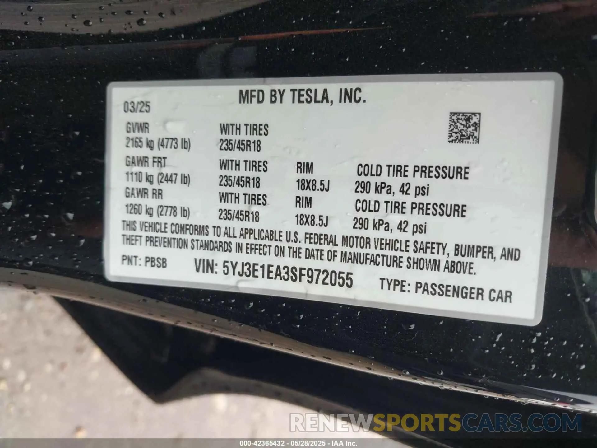 9 Photograph of a damaged car 5YJ3E1EA3SF972055 TESLA MODEL 3 2025