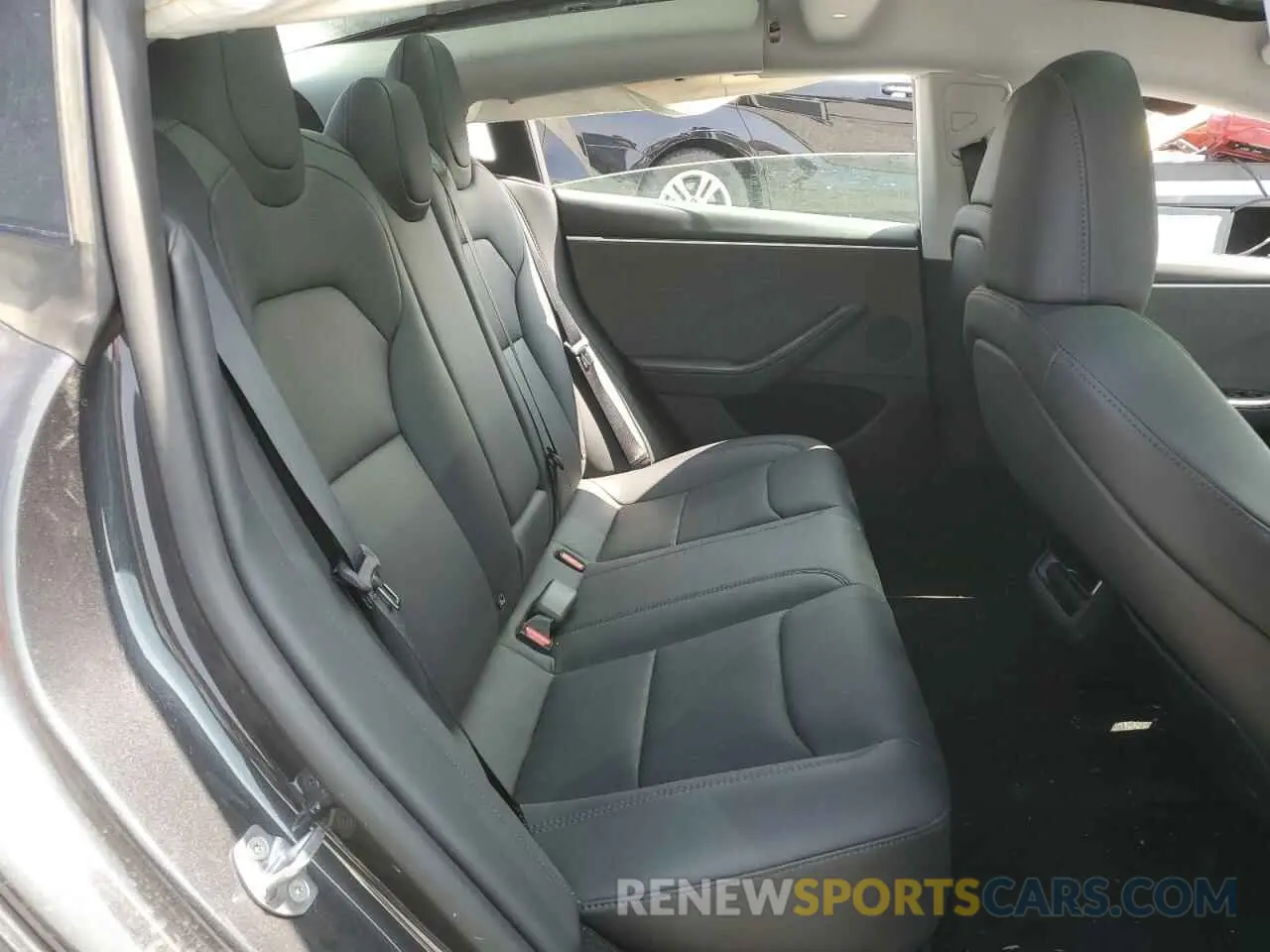 10 Photograph of a damaged car 5YJ3E1EA3SF979586 TESLA MODEL 3 2025