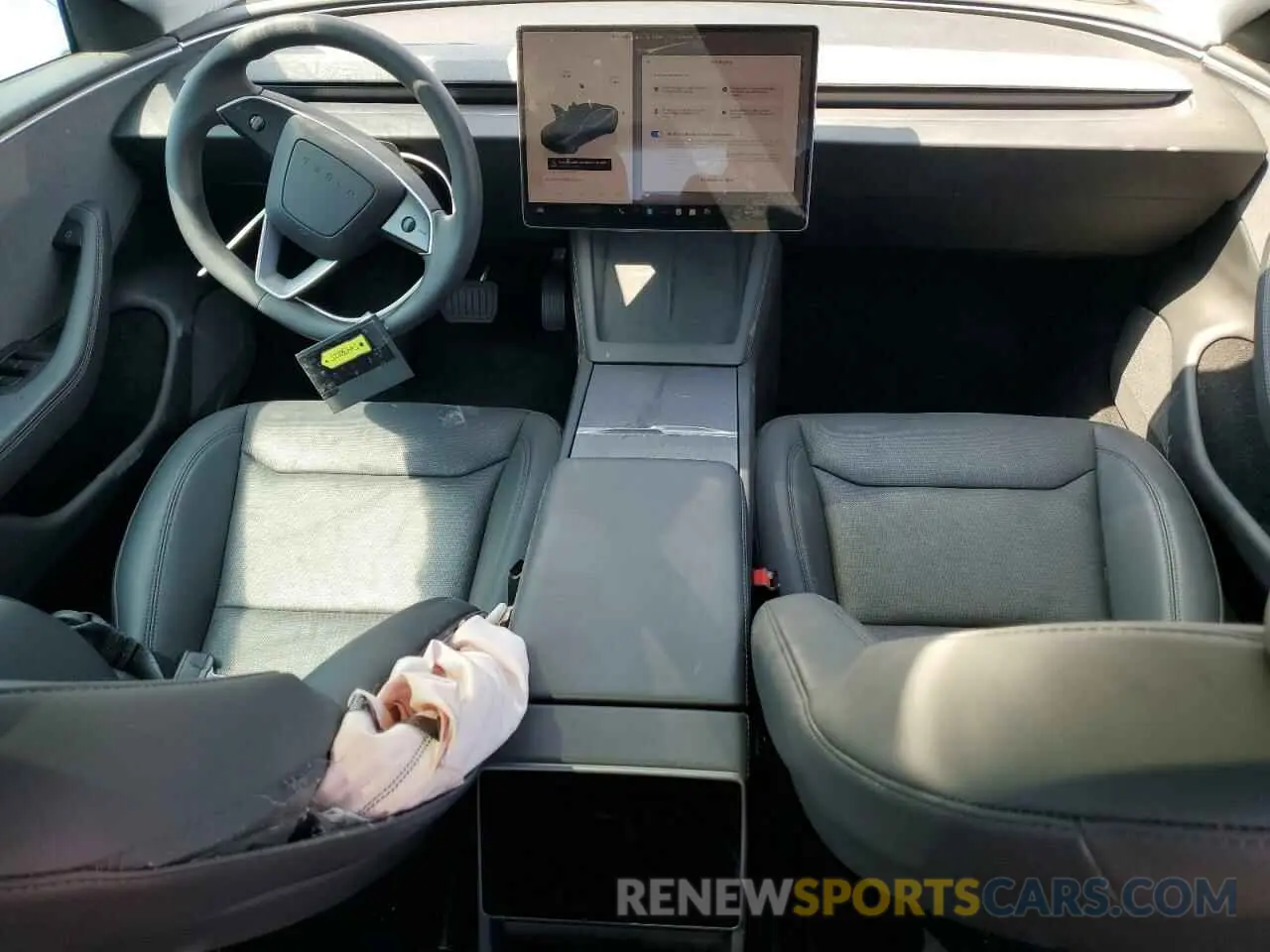 8 Photograph of a damaged car 5YJ3E1EA3SF979586 TESLA MODEL 3 2025