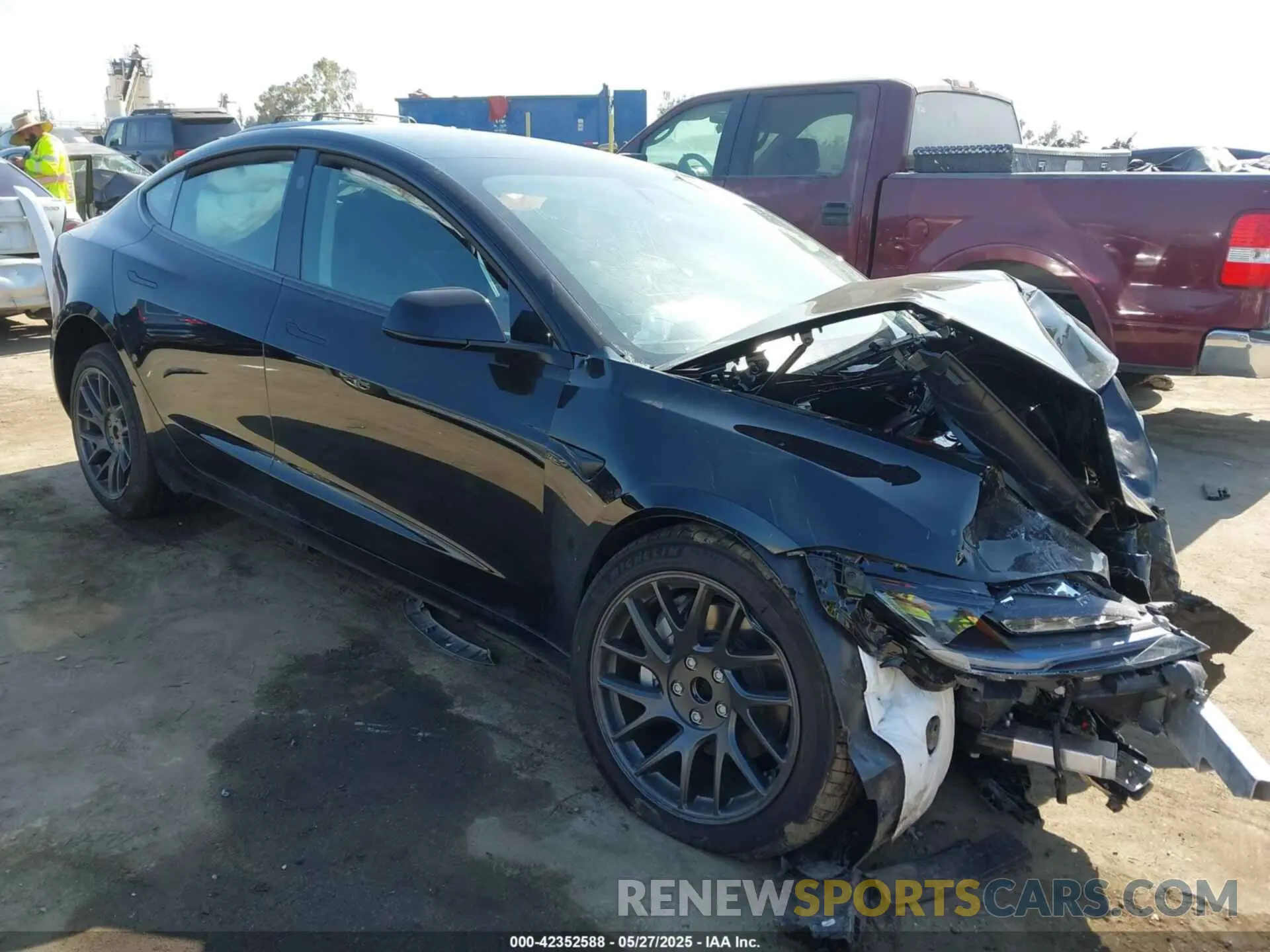 1 Photograph of a damaged car 5YJ3E1EA3SF981743 TESLA MODEL 3 2025
