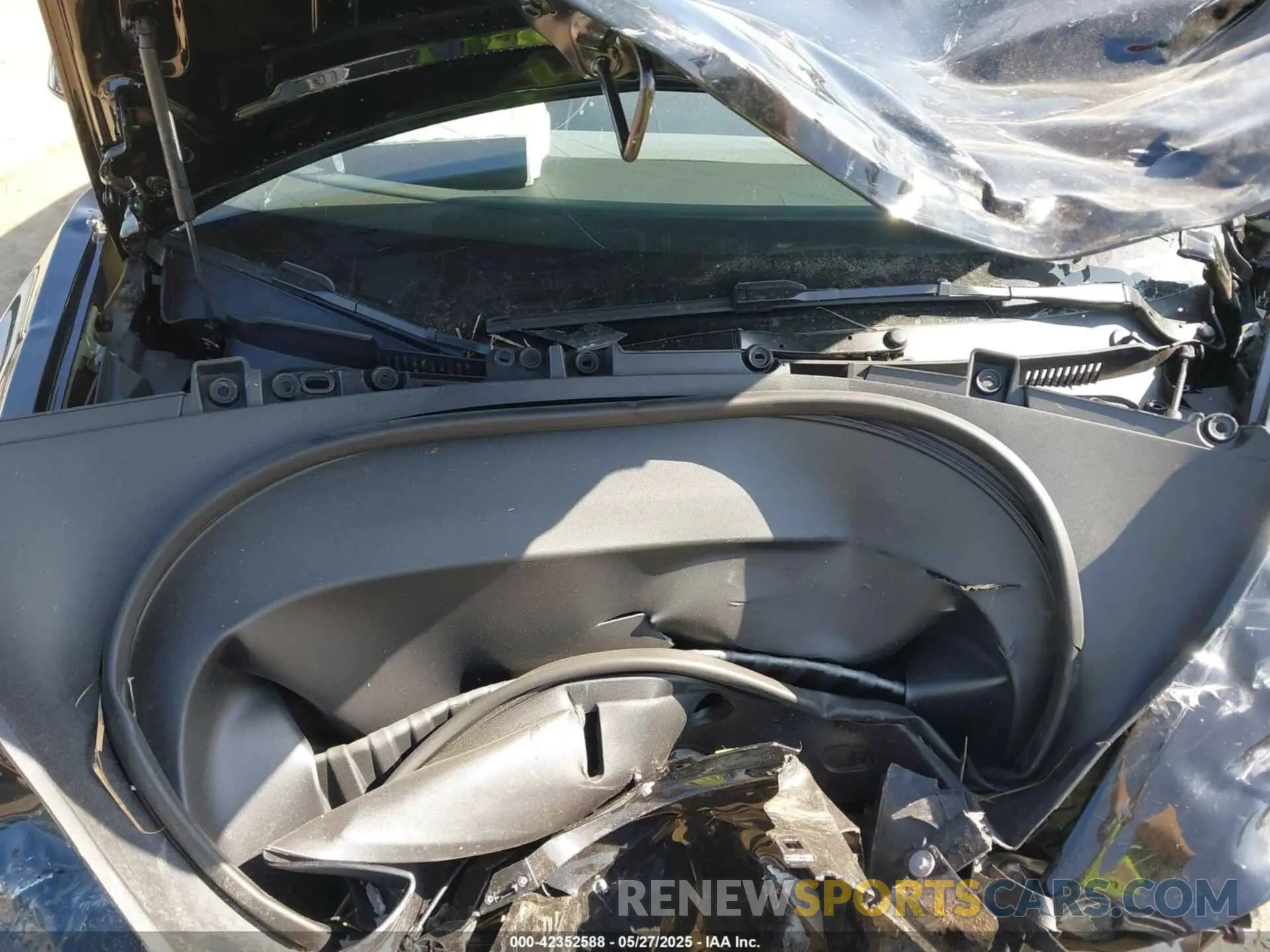 10 Photograph of a damaged car 5YJ3E1EA3SF981743 TESLA MODEL 3 2025