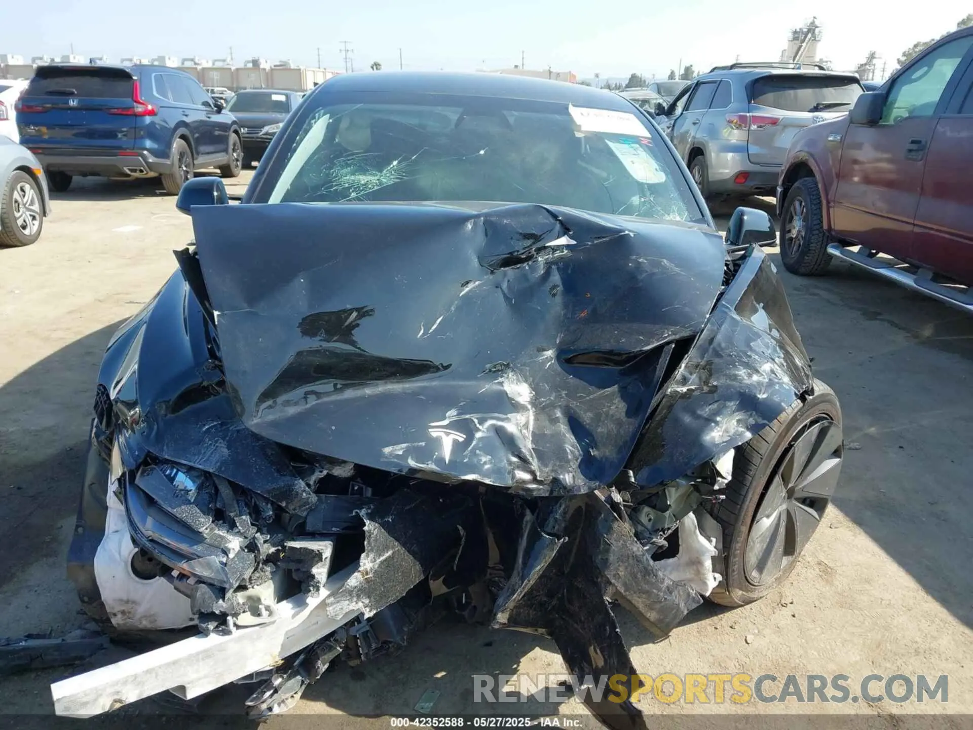 11 Photograph of a damaged car 5YJ3E1EA3SF981743 TESLA MODEL 3 2025