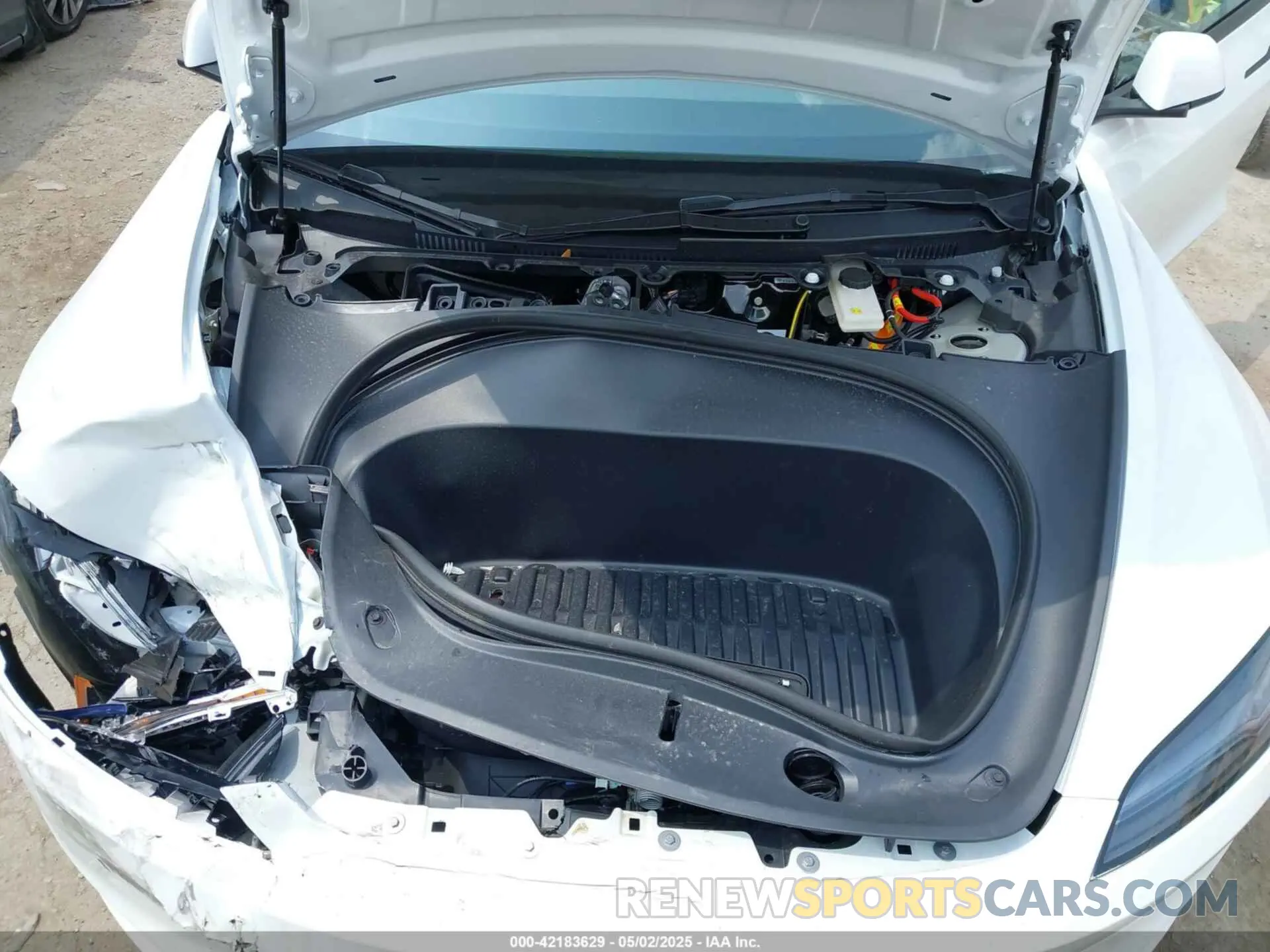 10 Photograph of a damaged car 5YJ3E1EA3SF987428 TESLA MODEL 3 2025
