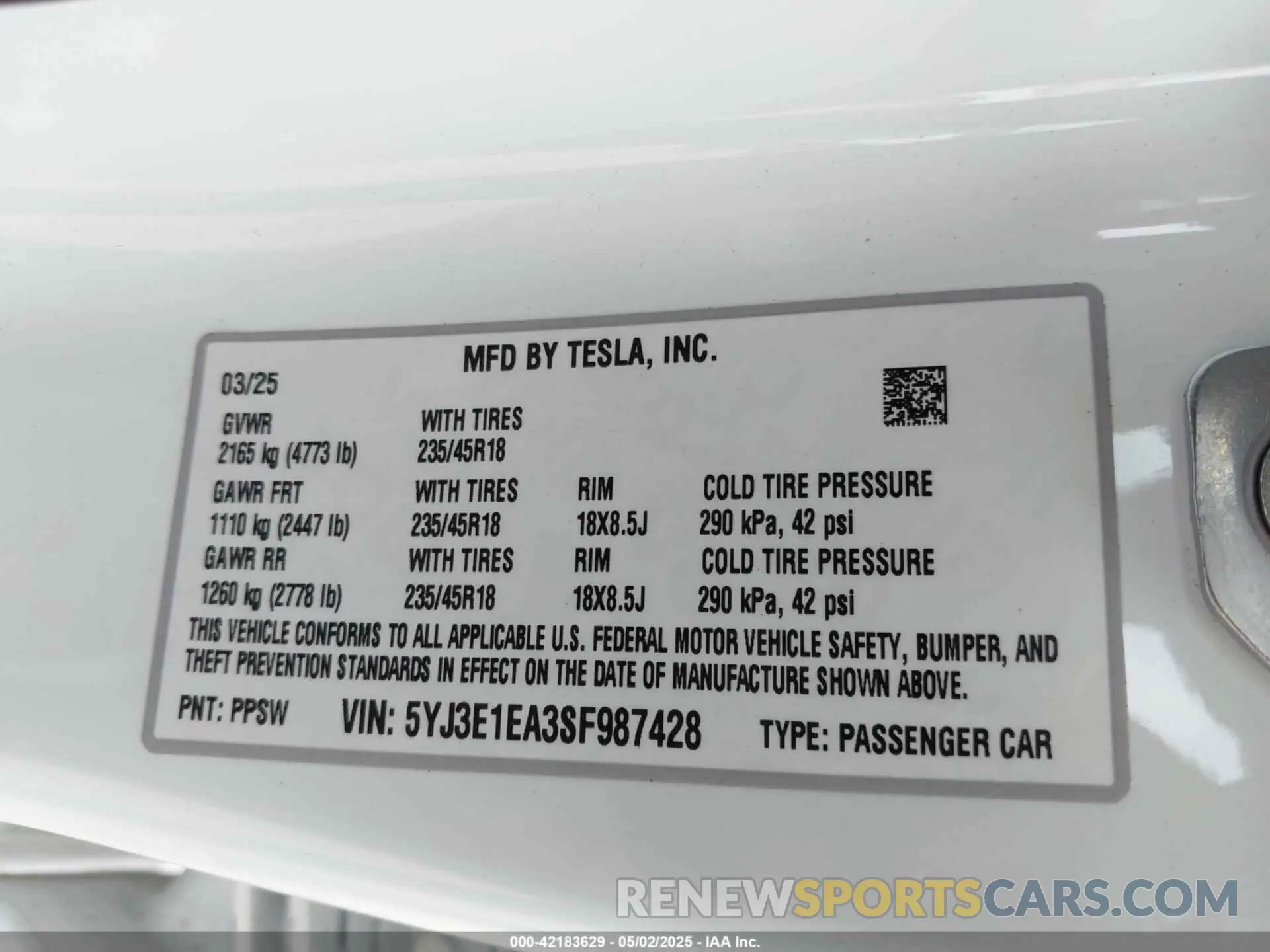 9 Photograph of a damaged car 5YJ3E1EA3SF987428 TESLA MODEL 3 2025