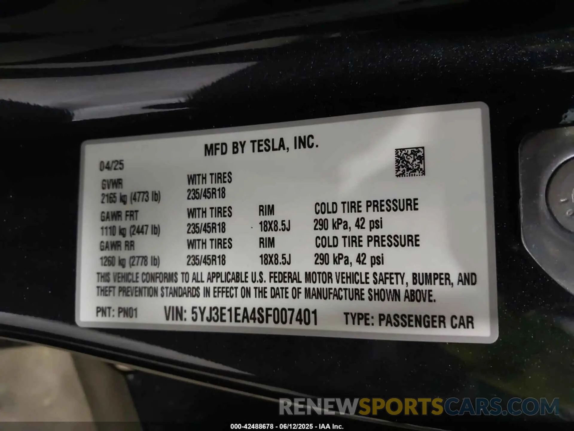 9 Photograph of a damaged car 5YJ3E1EA4SF007401 TESLA MODEL 3 2025