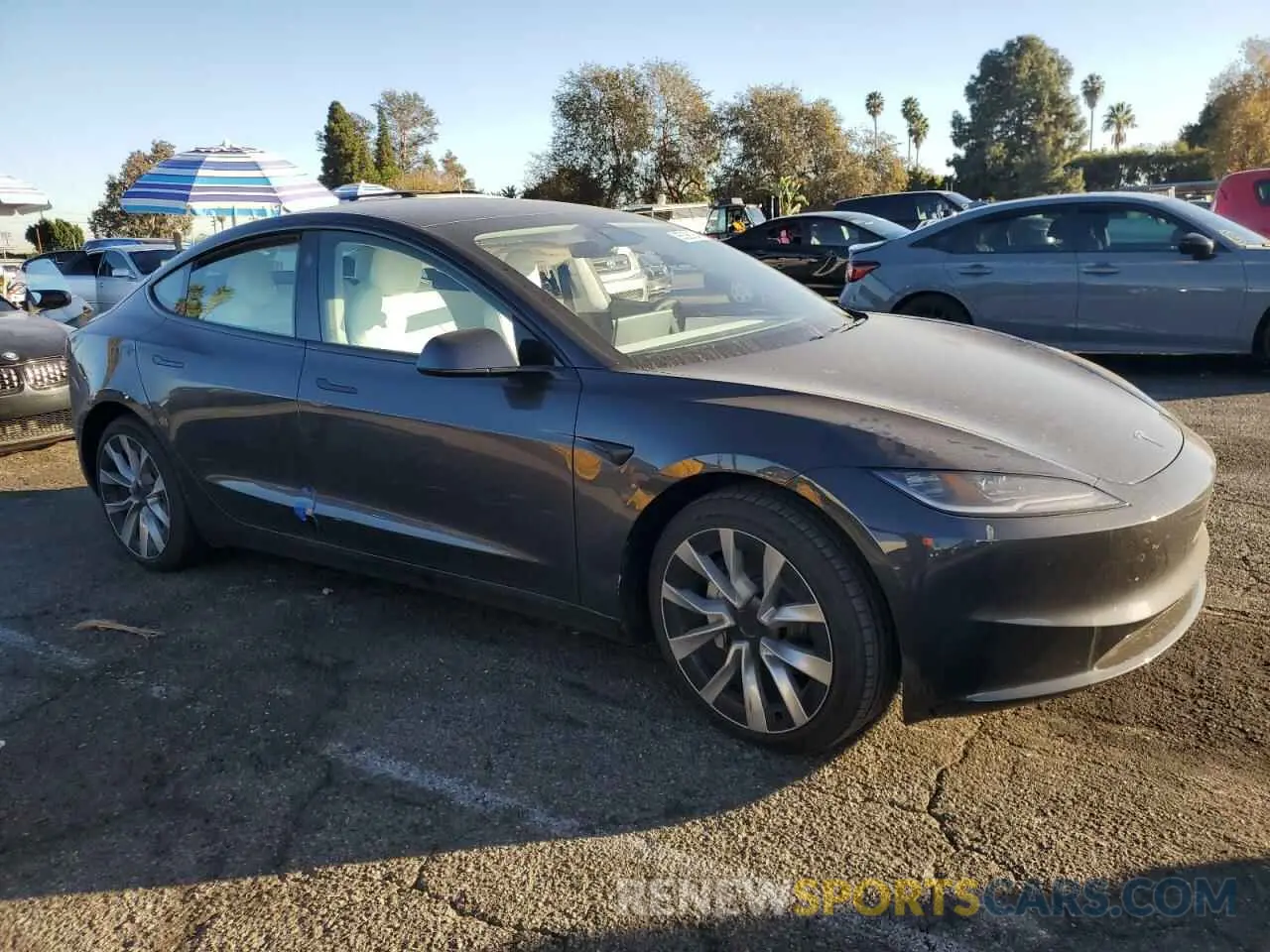 4 Photograph of a damaged car 5YJ3E1EA4SF887547 TESLA MODEL 3 2025