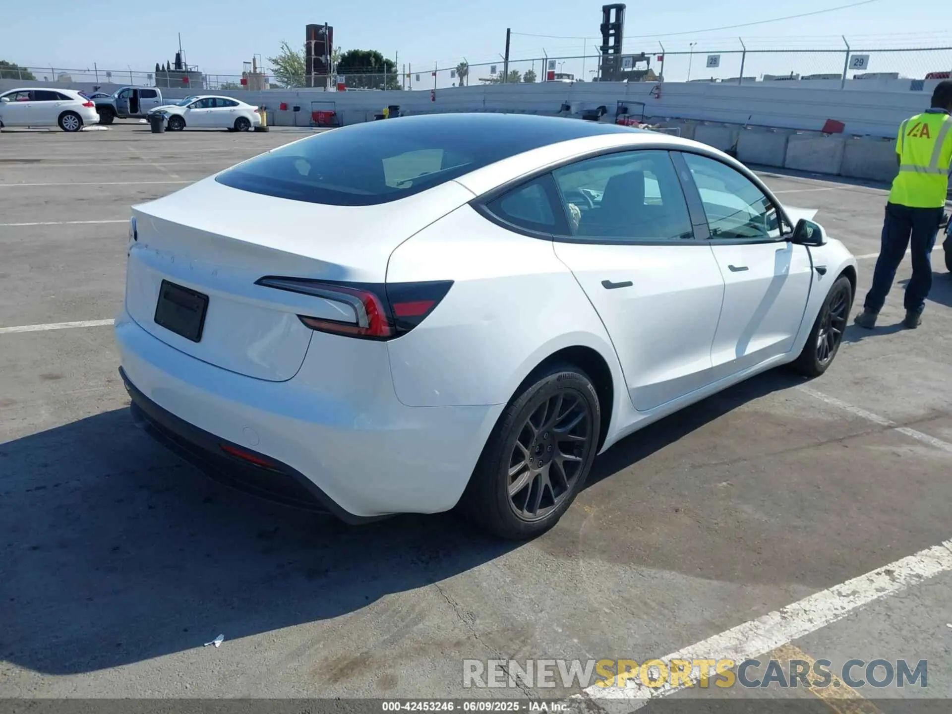 4 Photograph of a damaged car 5YJ3E1EA4SF903567 TESLA MODEL 3 2025