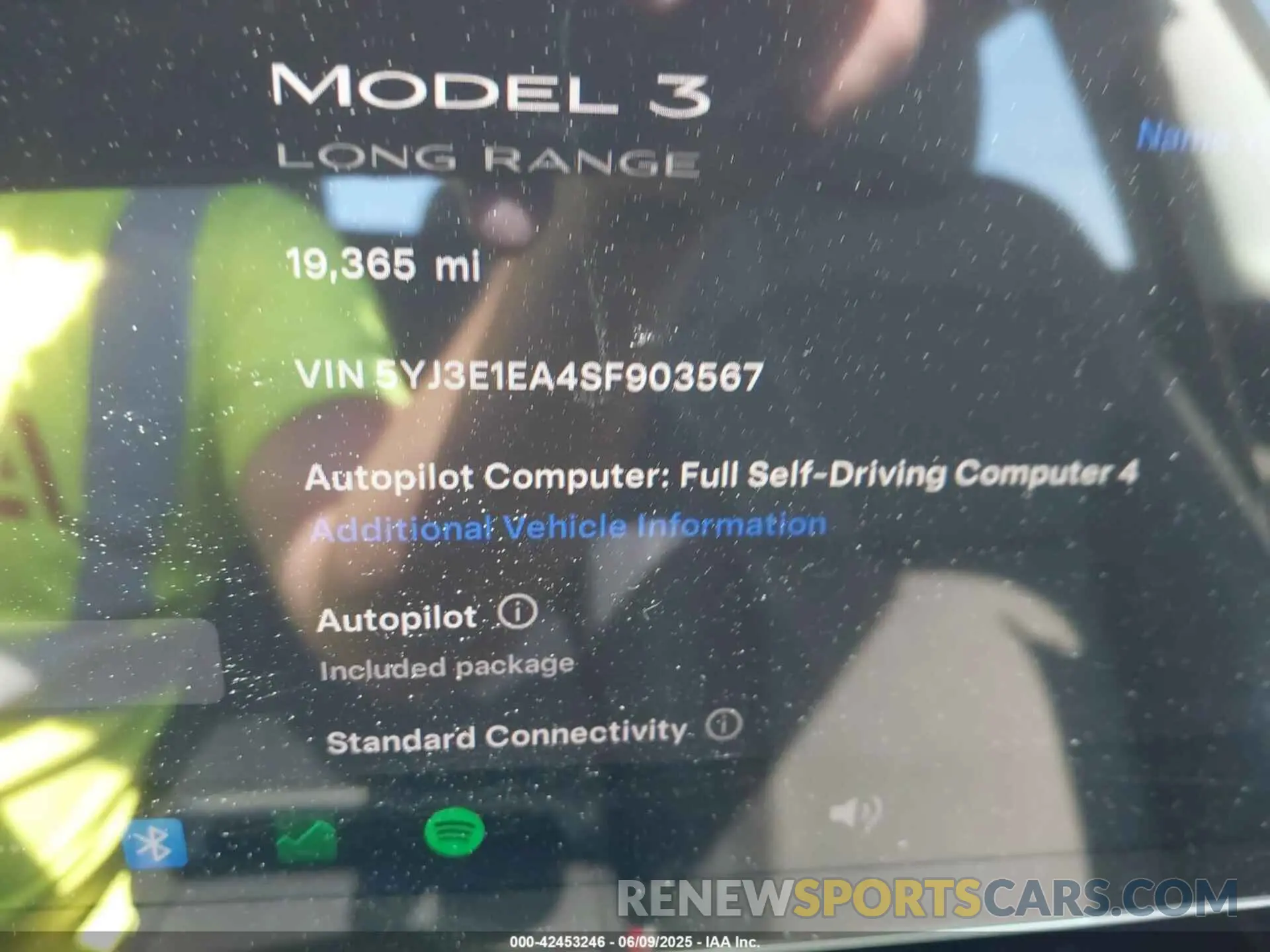 7 Photograph of a damaged car 5YJ3E1EA4SF903567 TESLA MODEL 3 2025