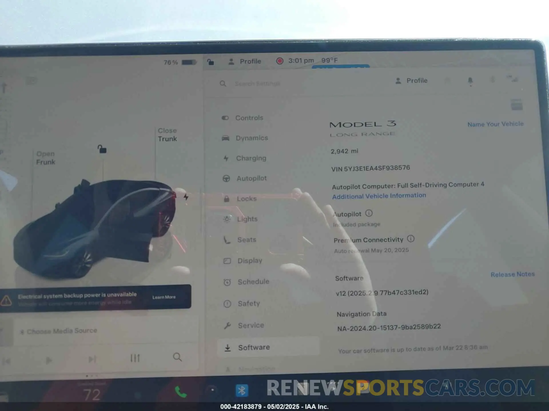 17 Photograph of a damaged car 5YJ3E1EA4SF938576 TESLA MODEL 3 2025