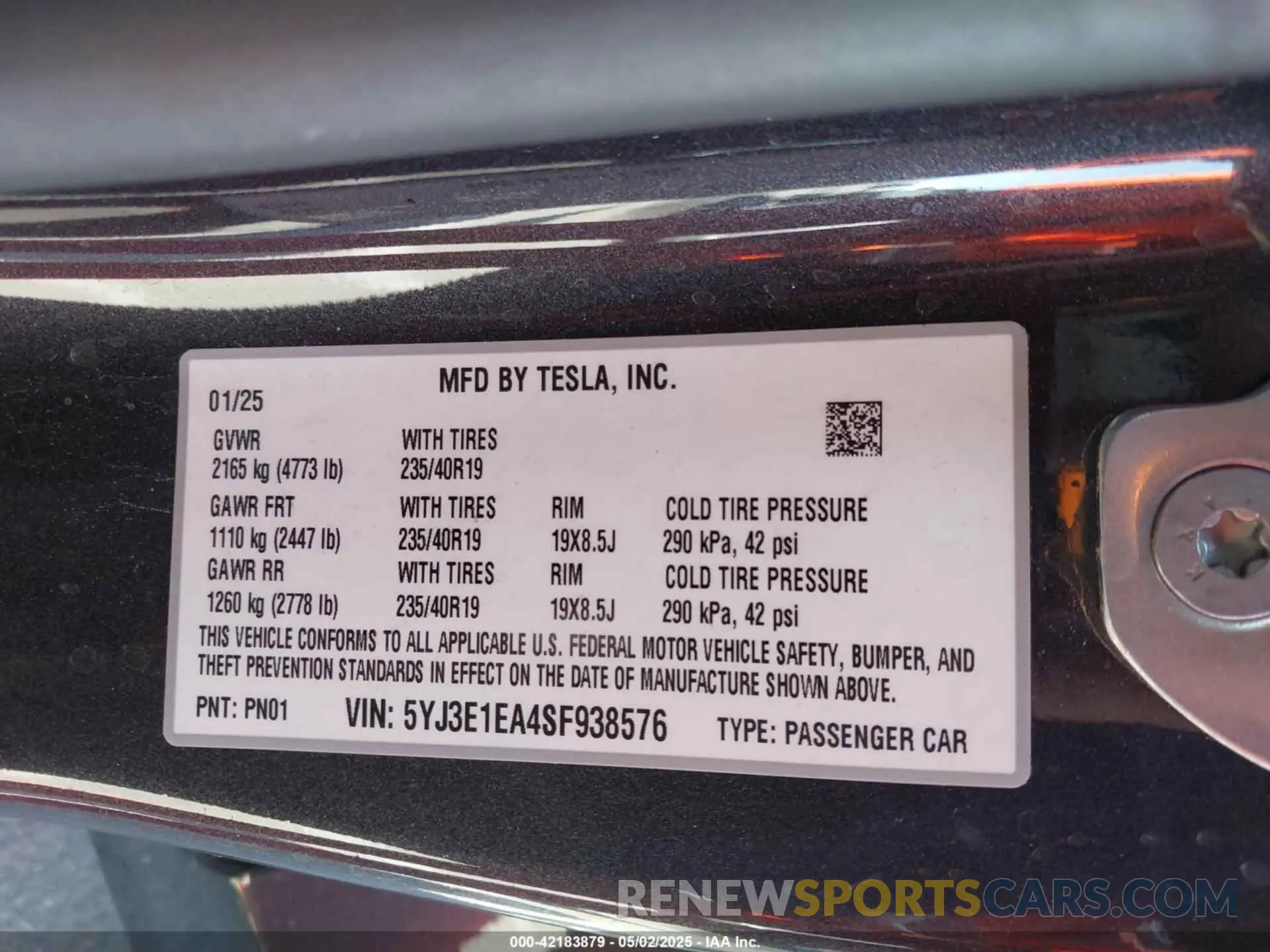 9 Photograph of a damaged car 5YJ3E1EA4SF938576 TESLA MODEL 3 2025