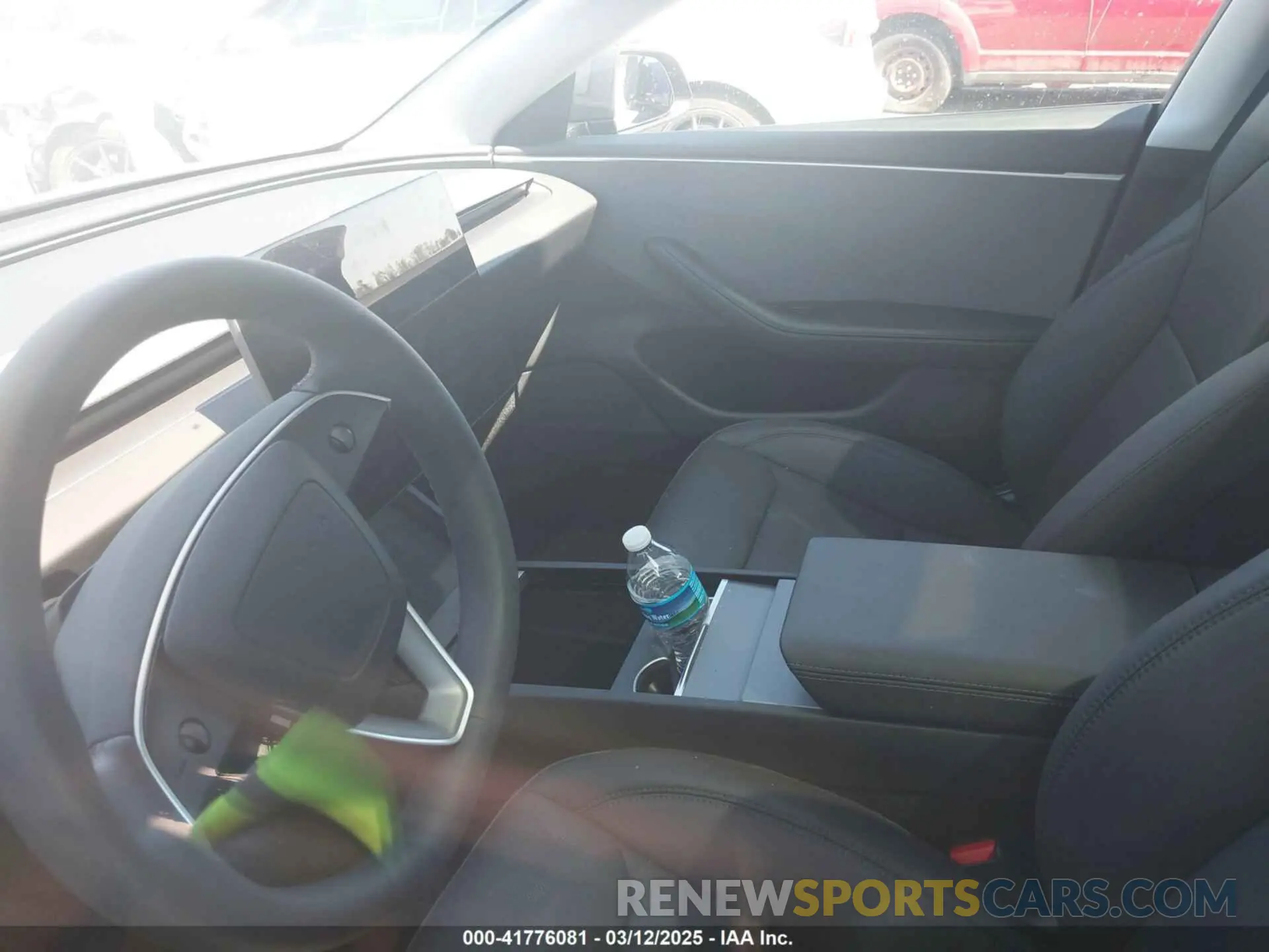 15 Photograph of a damaged car 5YJ3E1EA5SF902847 TESLA MODEL 3 2025