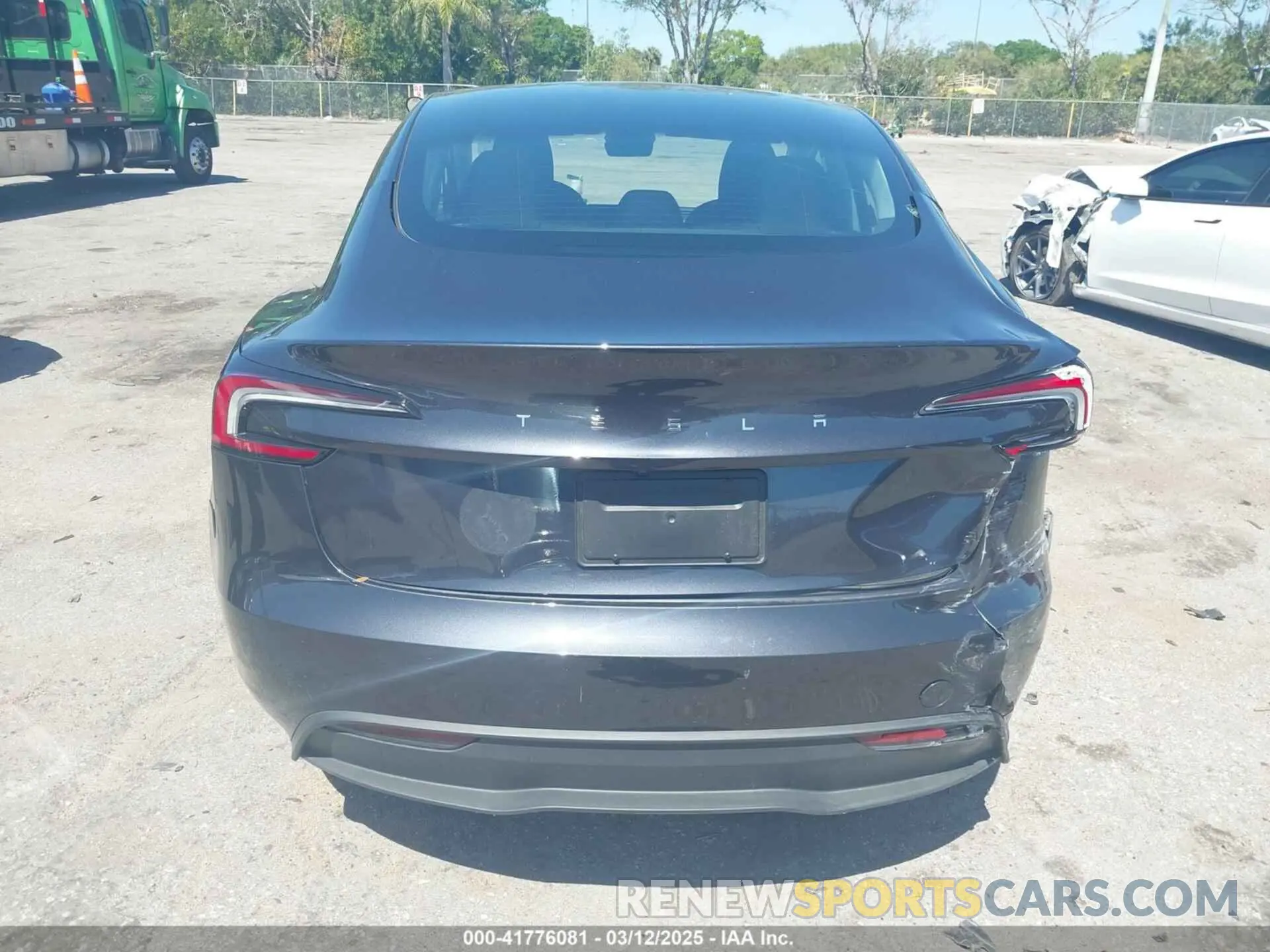16 Photograph of a damaged car 5YJ3E1EA5SF902847 TESLA MODEL 3 2025