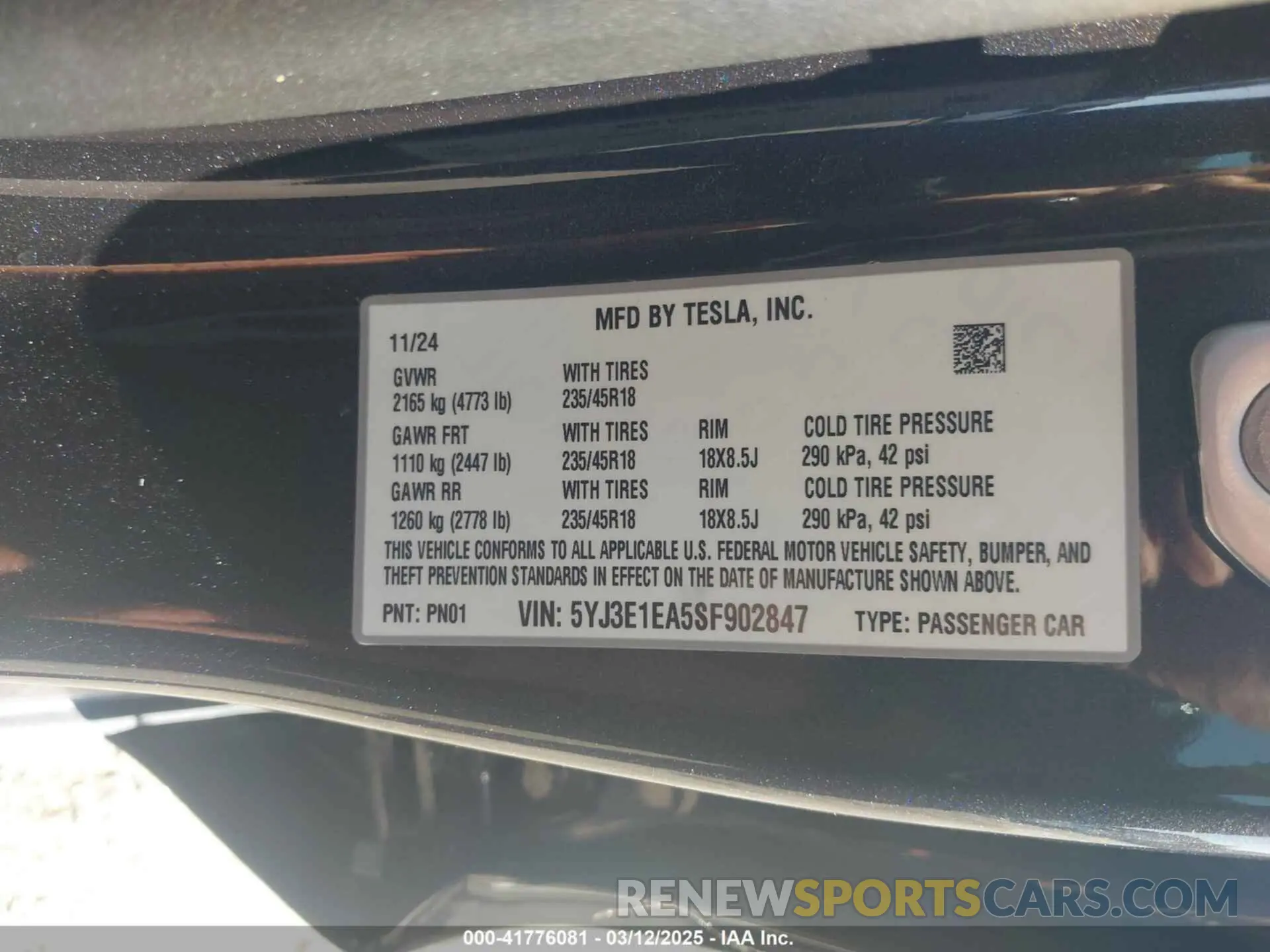 9 Photograph of a damaged car 5YJ3E1EA5SF902847 TESLA MODEL 3 2025
