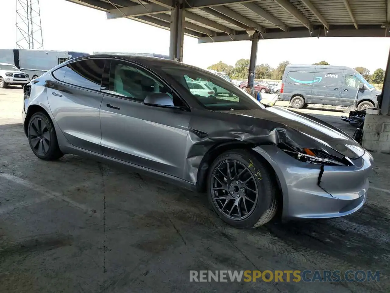4 Photograph of a damaged car 5YJ3E1EA5SF920183 TESLA MODEL 3 2025