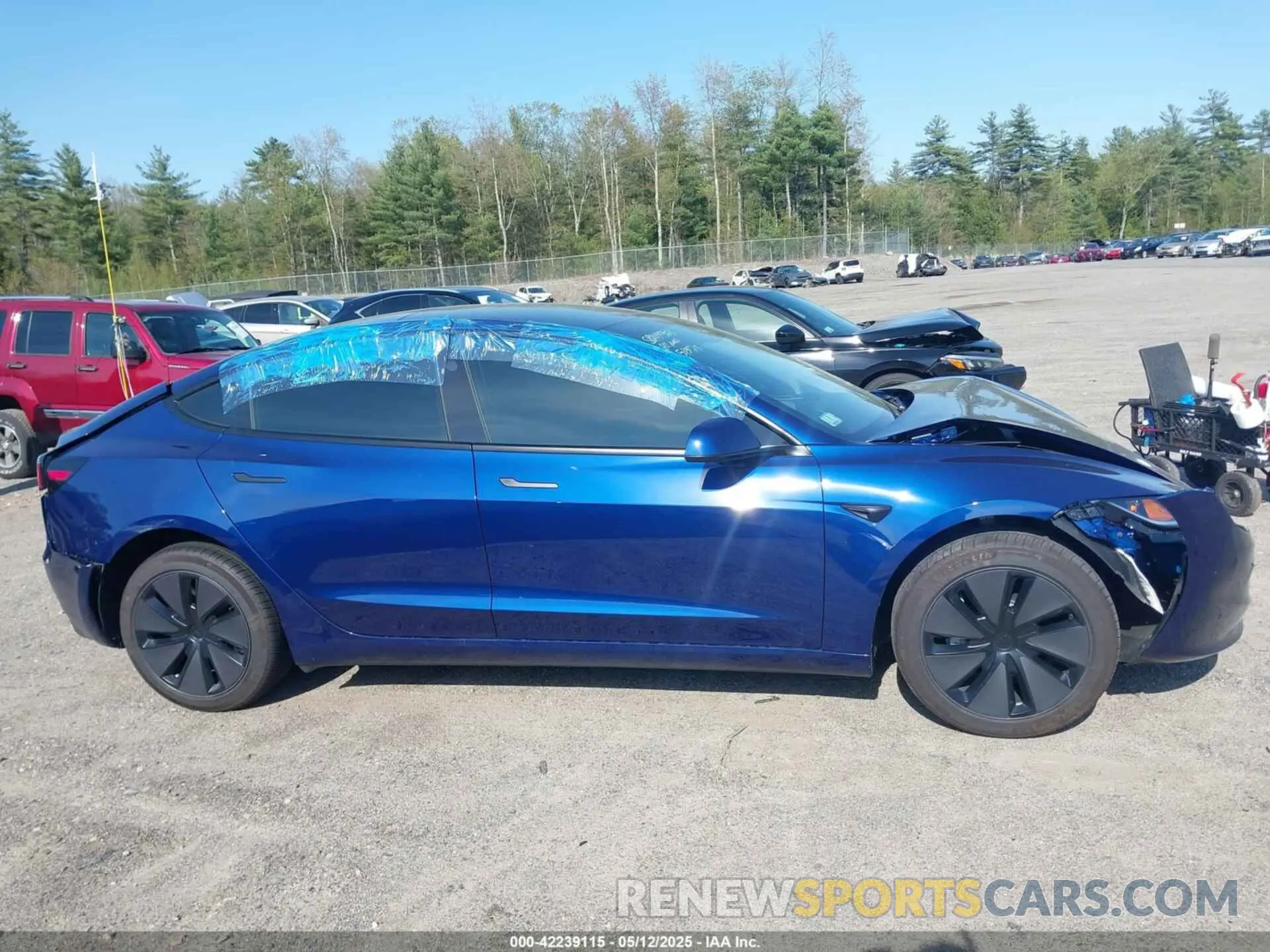 14 Photograph of a damaged car 5YJ3E1EA5SF935363 TESLA MODEL 3 2025