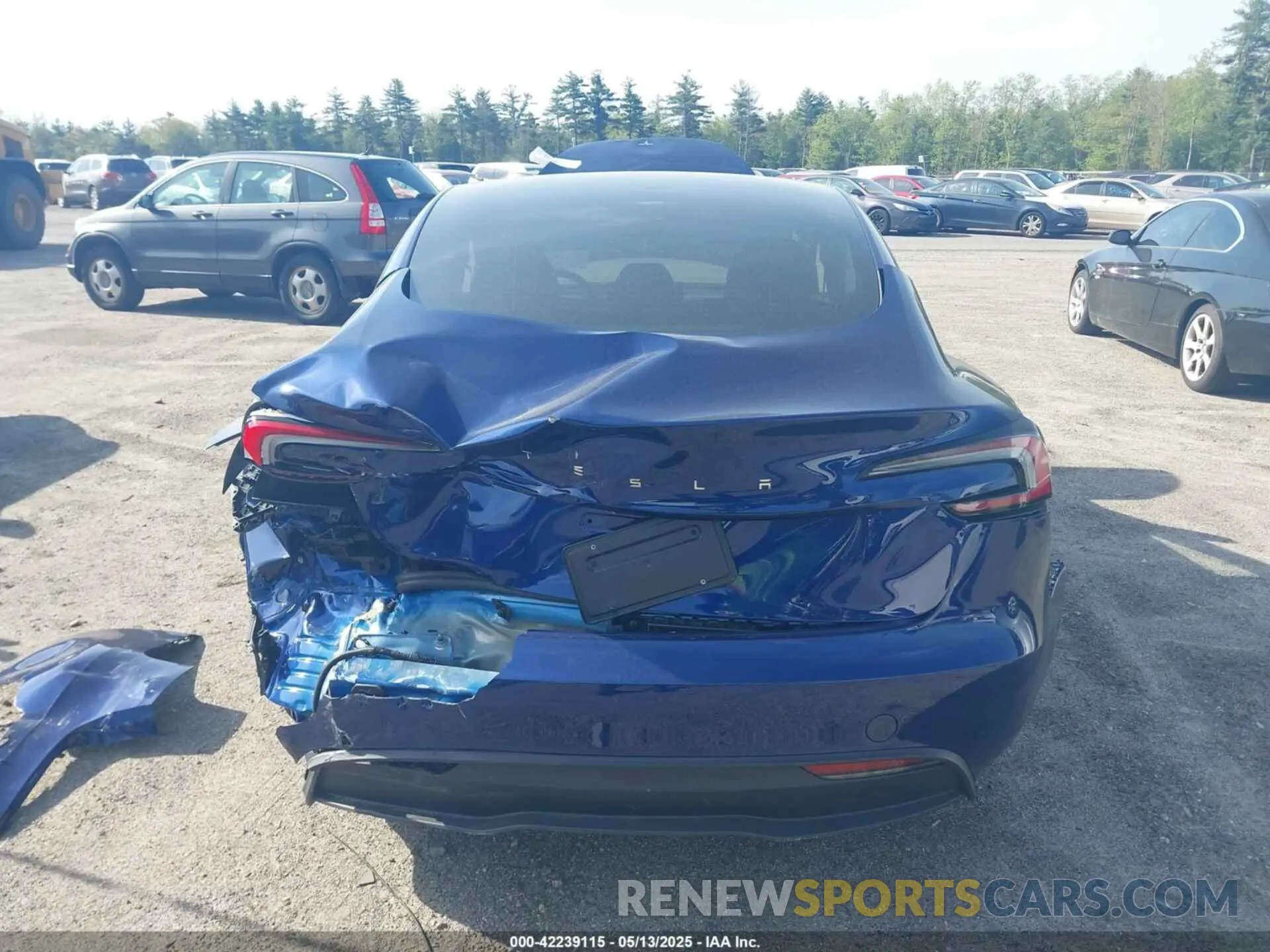 20 Photograph of a damaged car 5YJ3E1EA5SF935363 TESLA MODEL 3 2025