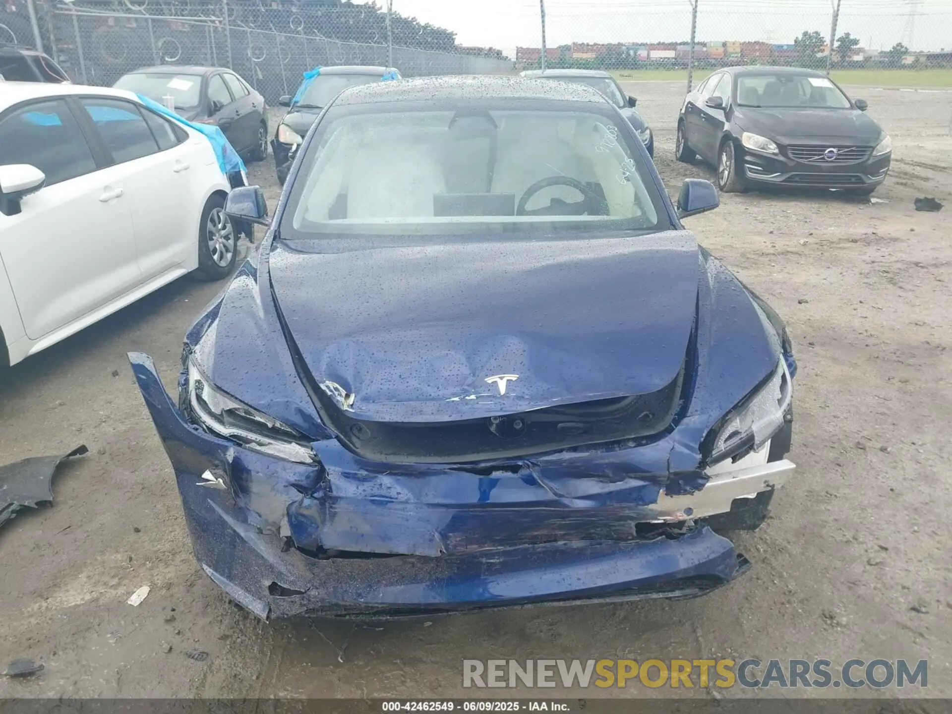 11 Photograph of a damaged car 5YJ3E1EA5SF972803 TESLA MODEL 3 2025