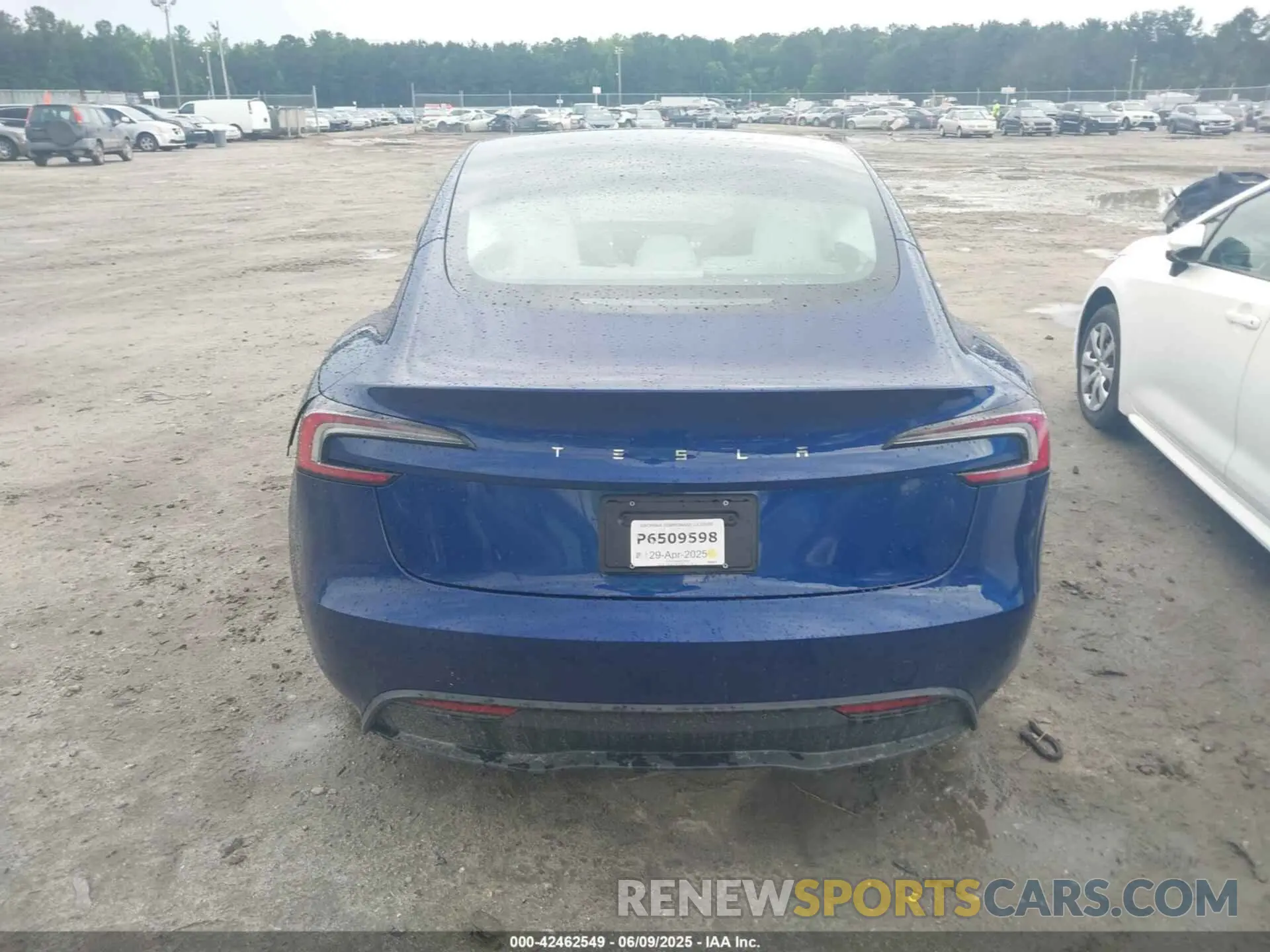 15 Photograph of a damaged car 5YJ3E1EA5SF972803 TESLA MODEL 3 2025