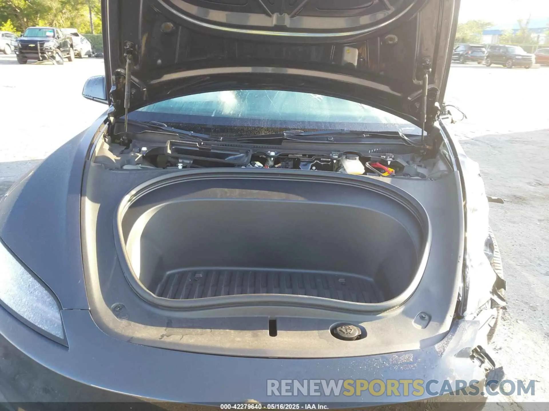 10 Photograph of a damaged car 5YJ3E1EA6SF888134 TESLA MODEL 3 2025