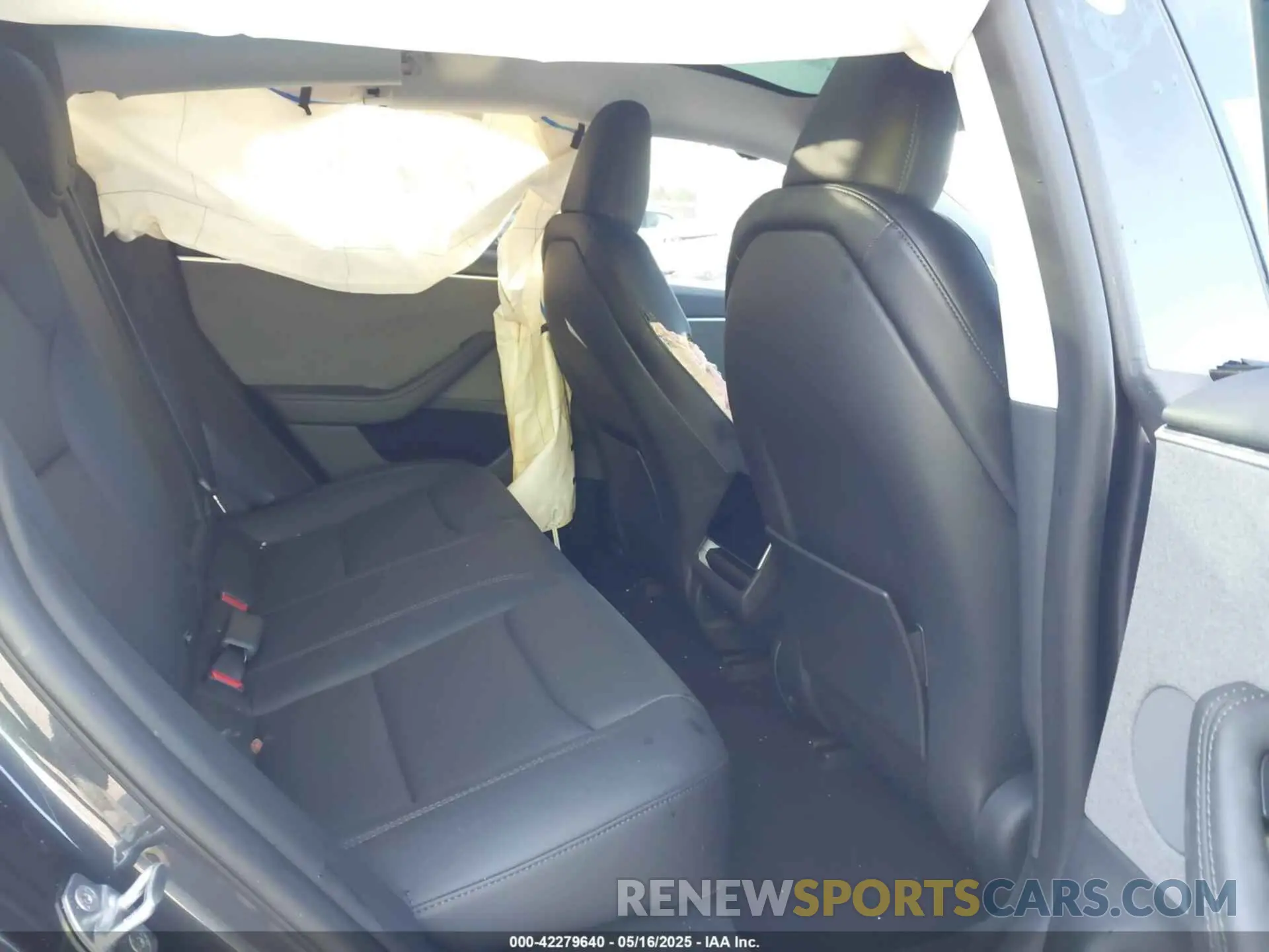8 Photograph of a damaged car 5YJ3E1EA6SF888134 TESLA MODEL 3 2025