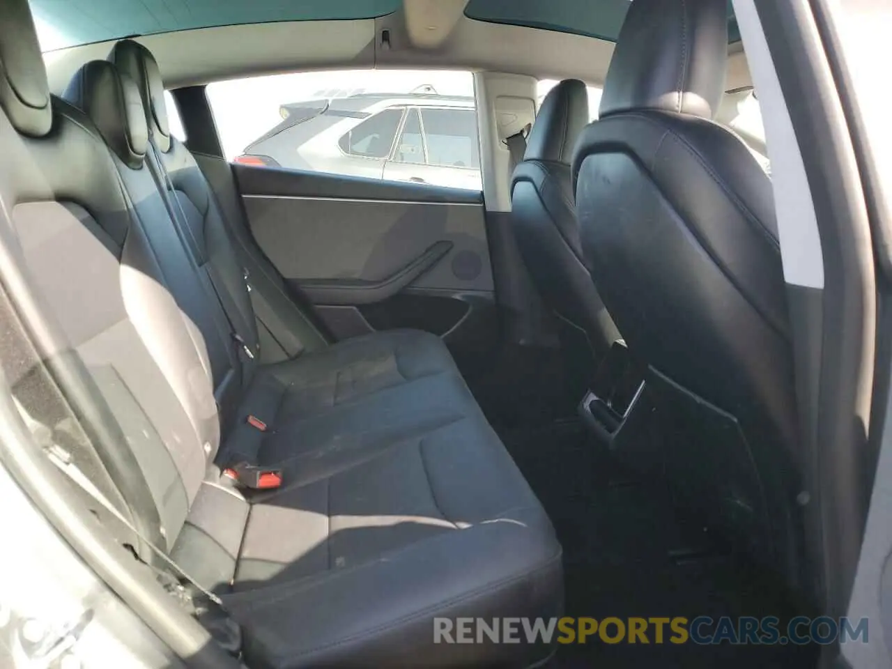 10 Photograph of a damaged car 5YJ3E1EA6SF889235 TESLA MODEL 3 2025