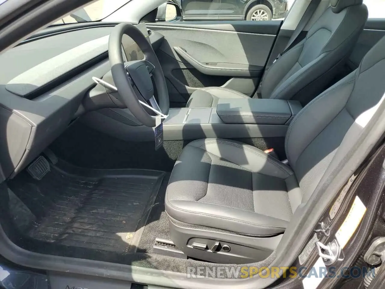 7 Photograph of a damaged car 5YJ3E1EA6SF906227 TESLA MODEL 3 2025