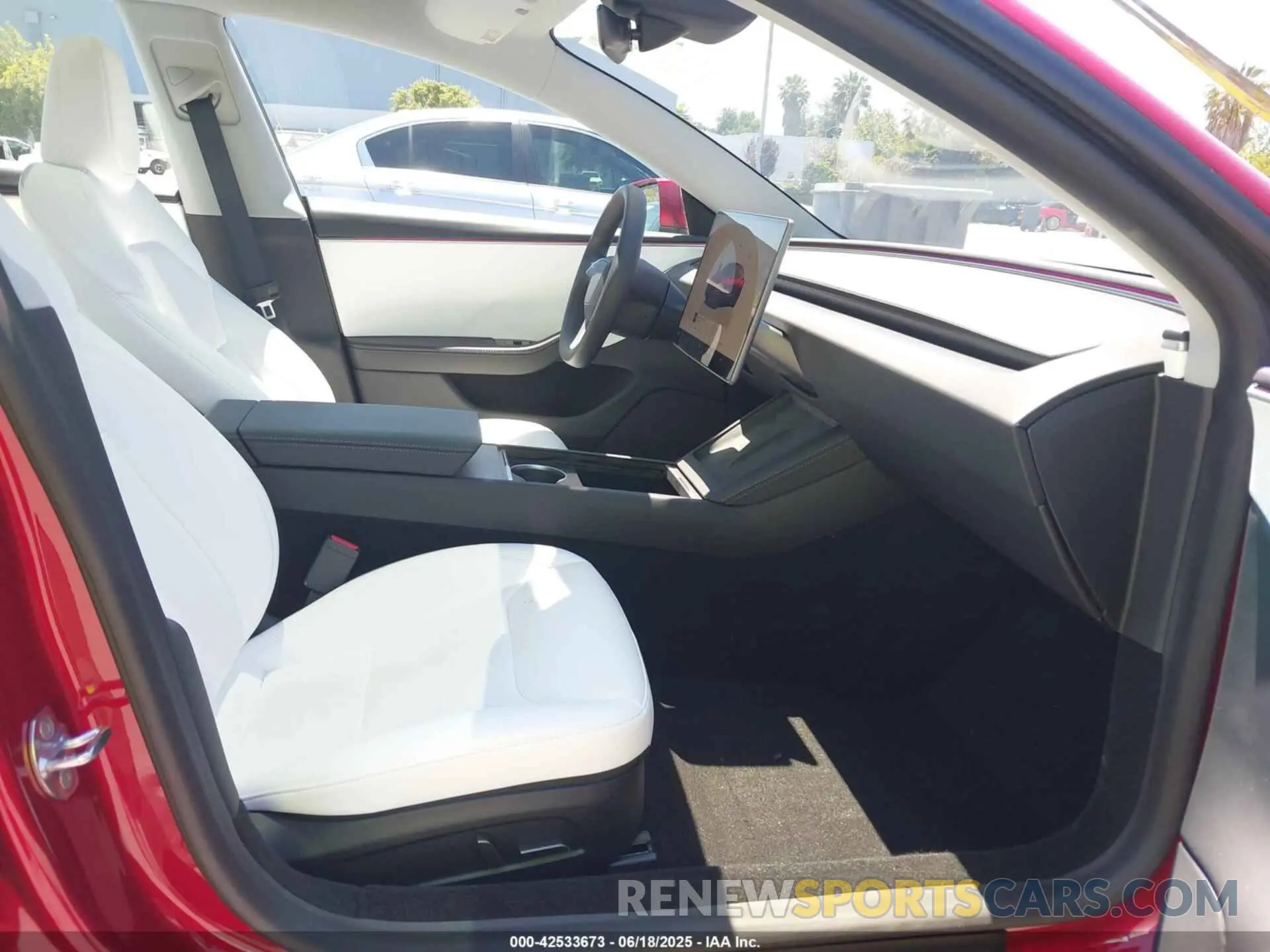 5 Photograph of a damaged car 5YJ3E1EA6SF917745 TESLA MODEL 3 2025