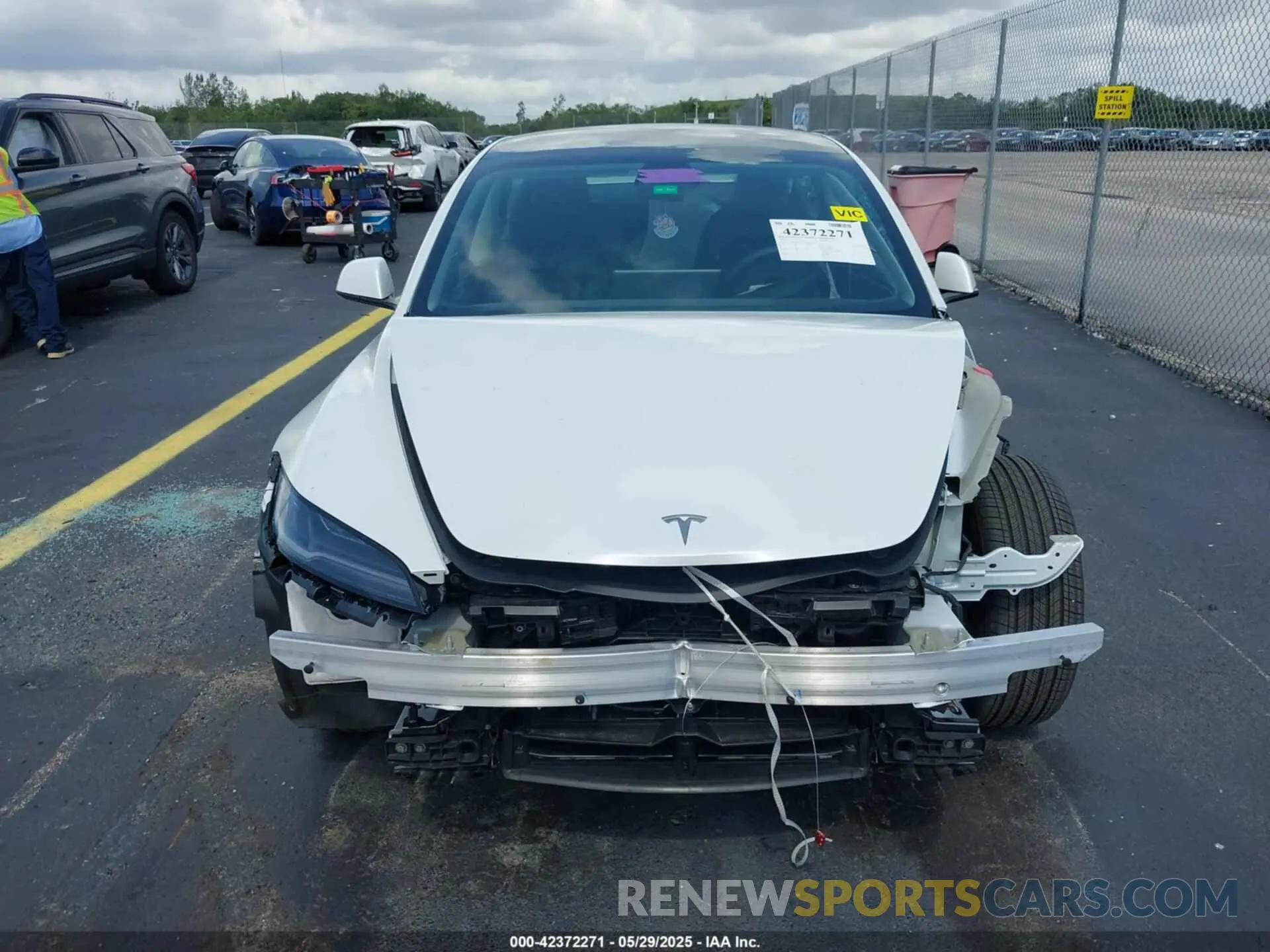 12 Photograph of a damaged car 5YJ3E1EA6SF926459 TESLA MODEL 3 2025
