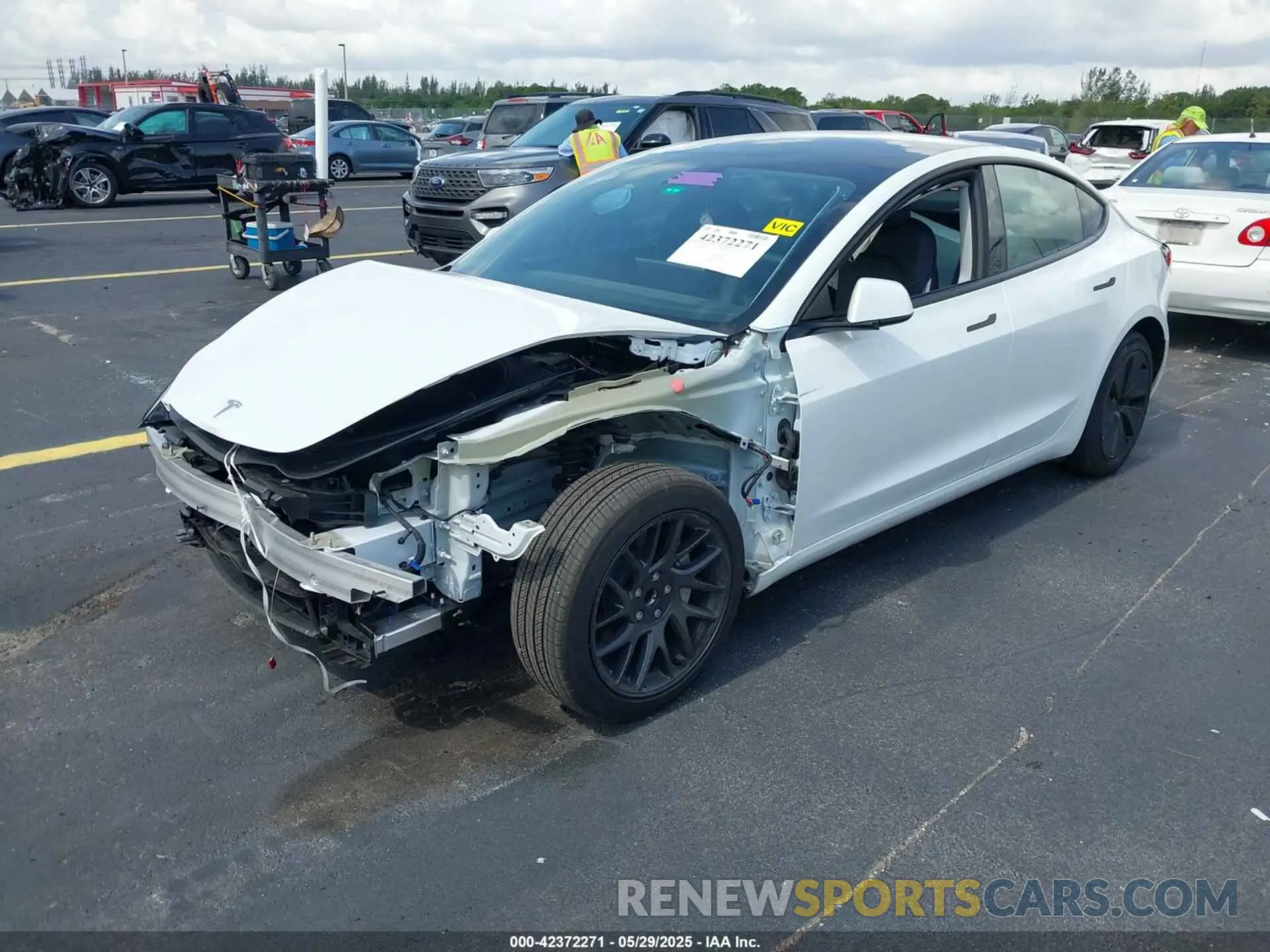 2 Photograph of a damaged car 5YJ3E1EA6SF926459 TESLA MODEL 3 2025
