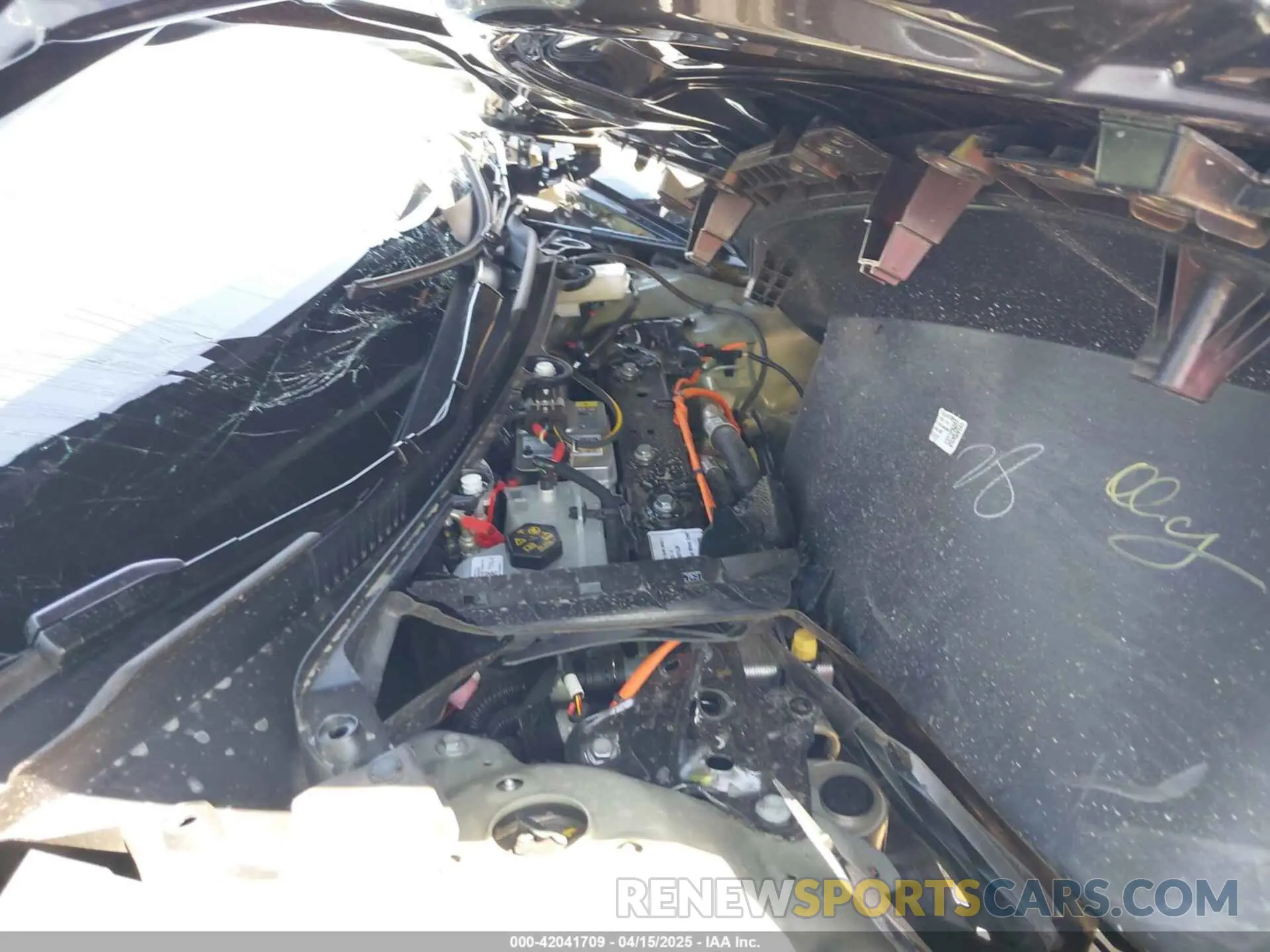 10 Photograph of a damaged car 5YJ3E1EA6SF939292 TESLA MODEL 3 2025