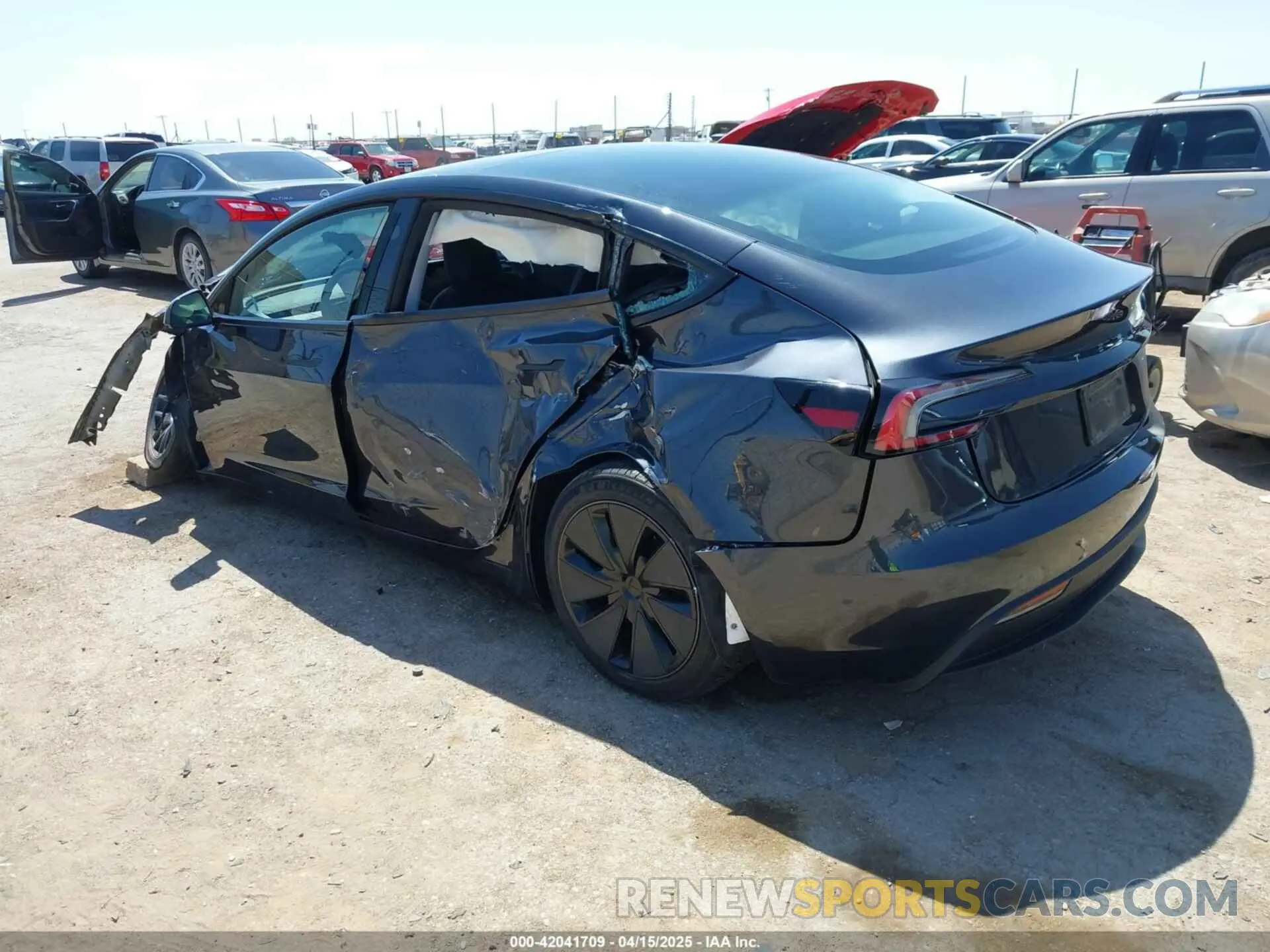 3 Photograph of a damaged car 5YJ3E1EA6SF939292 TESLA MODEL 3 2025