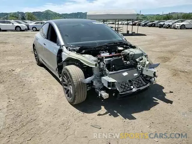 11 Photograph of a damaged car 5YJ3E1EA6SF976908 TESLA MODEL 3 2025