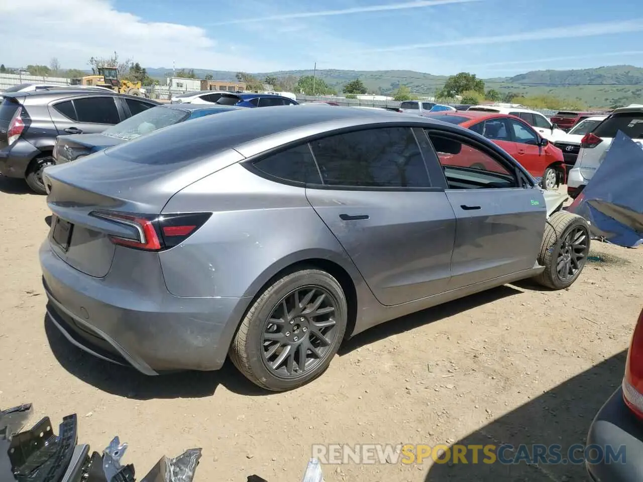 3 Photograph of a damaged car 5YJ3E1EA6SF976908 TESLA MODEL 3 2025