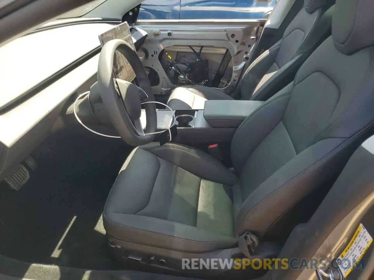 7 Photograph of a damaged car 5YJ3E1EA6SF976908 TESLA MODEL 3 2025