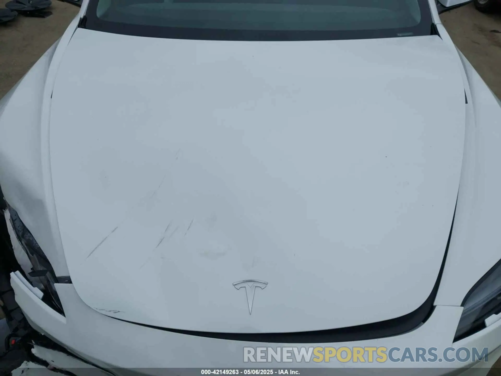 10 Photograph of a damaged car 5YJ3E1EA6SF988976 TESLA MODEL 3 2025