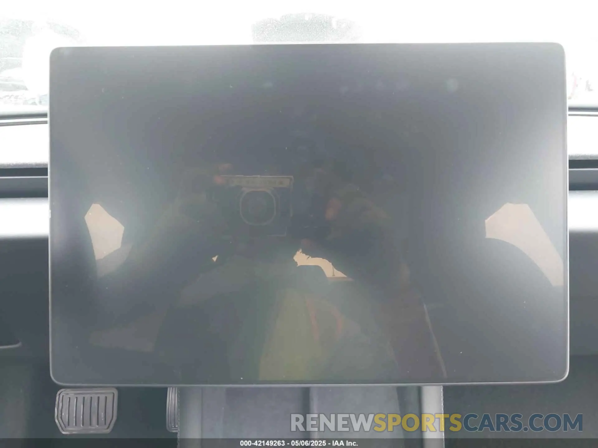 15 Photograph of a damaged car 5YJ3E1EA6SF988976 TESLA MODEL 3 2025