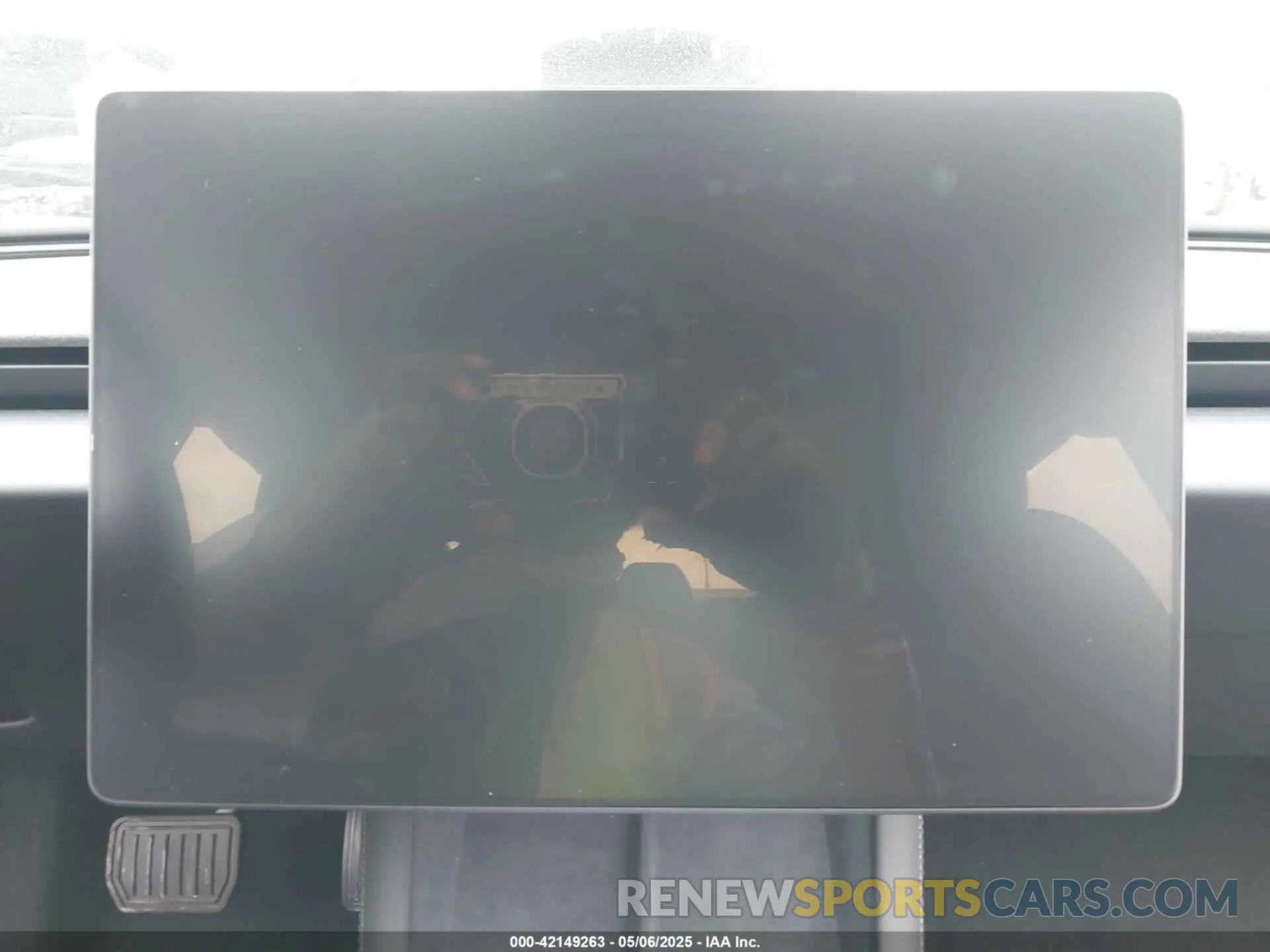 7 Photograph of a damaged car 5YJ3E1EA6SF988976 TESLA MODEL 3 2025