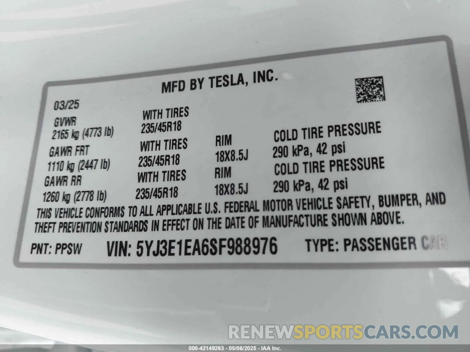 9 Photograph of a damaged car 5YJ3E1EA6SF988976 TESLA MODEL 3 2025