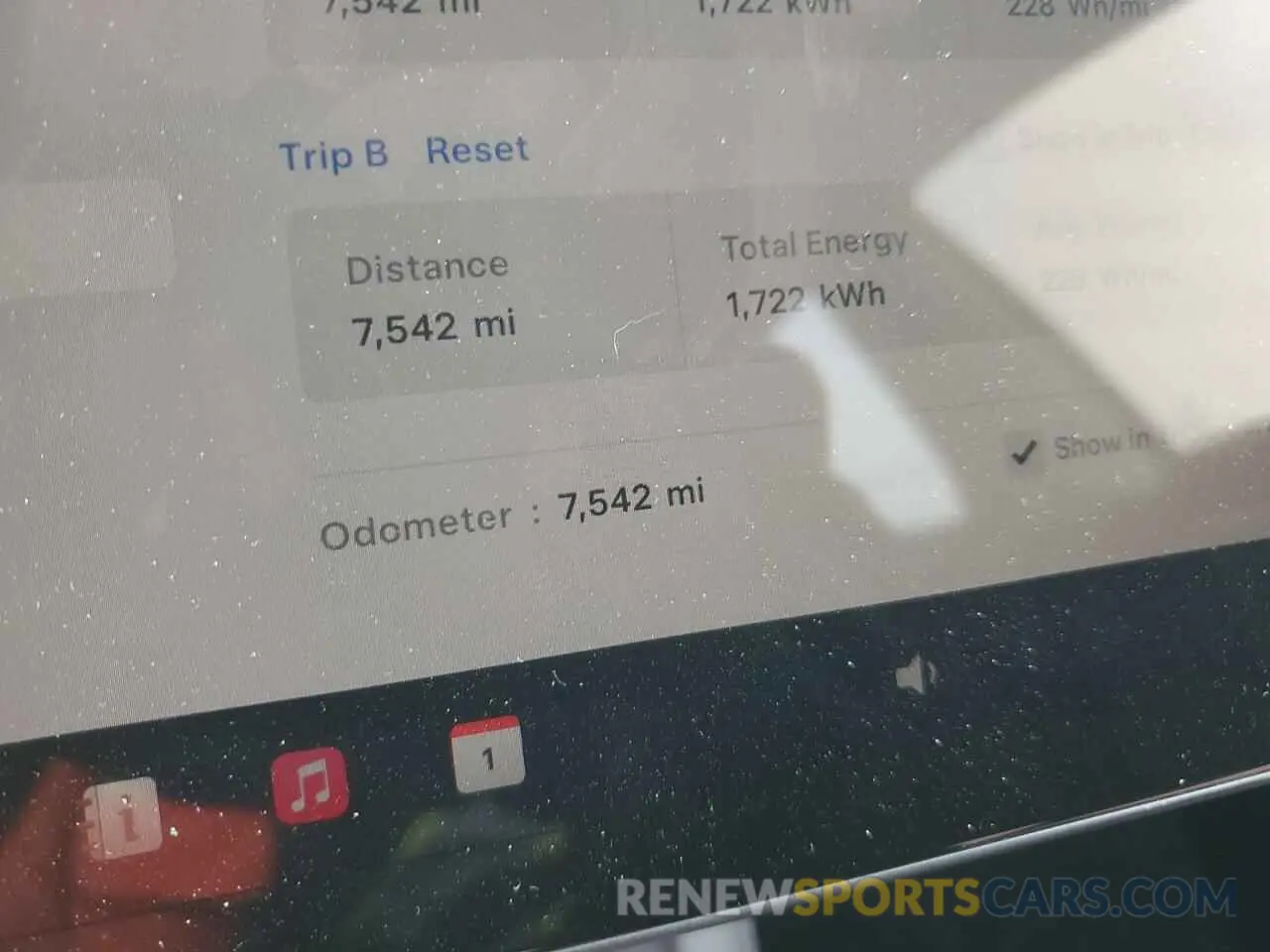 9 Photograph of a damaged car 5YJ3E1EA7SF880270 TESLA MODEL 3 2025